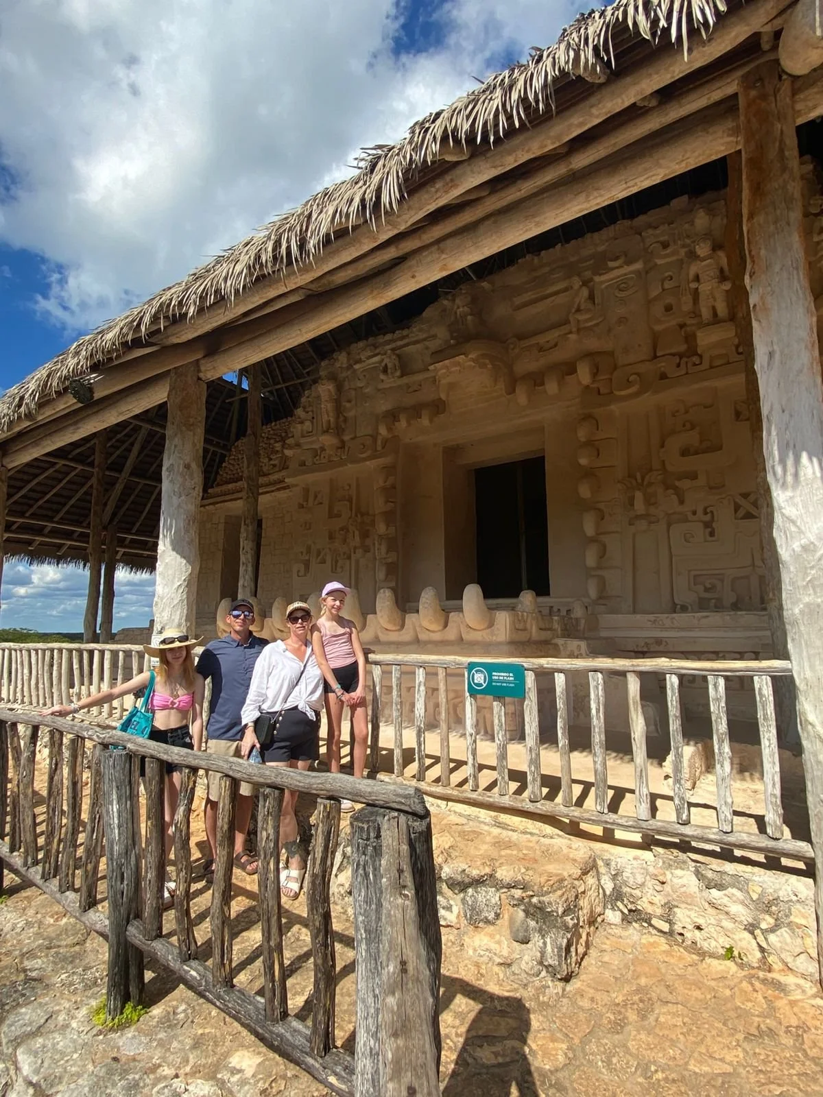 CHICHEN ITZA + EK BALAM tour
