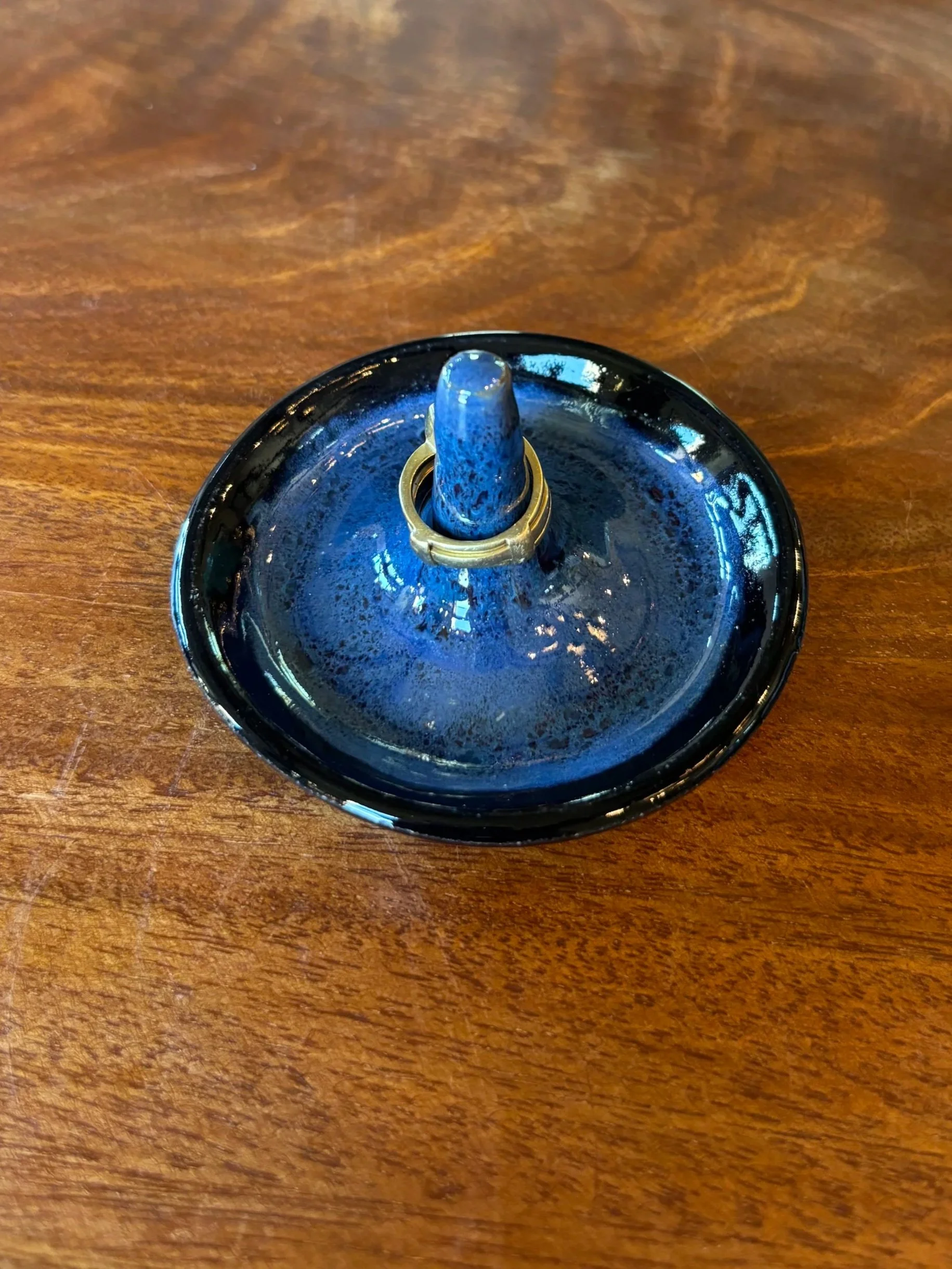 Blue Dragon's Eye Ring Holder