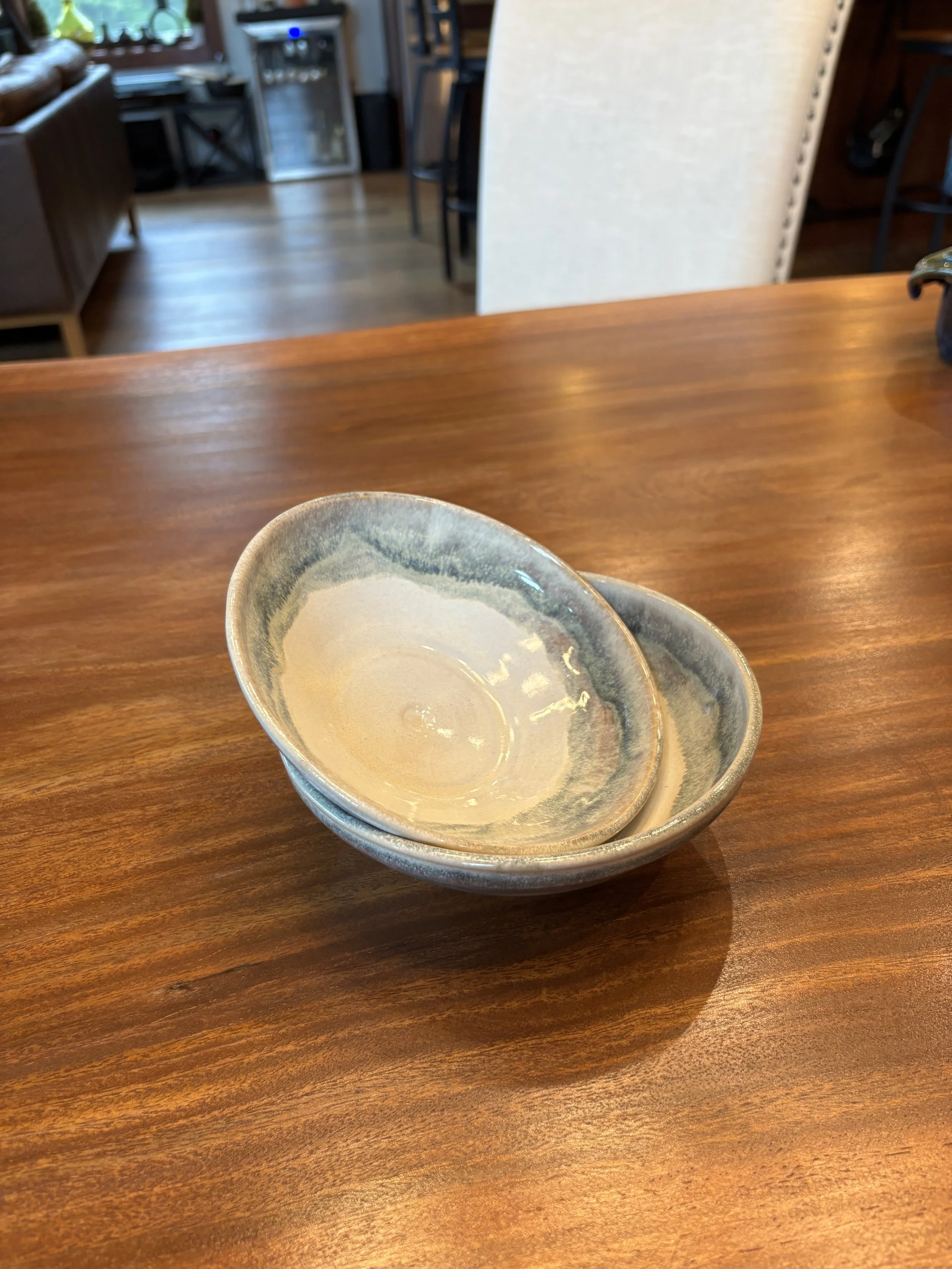 Commission for bowls with neutral colors.