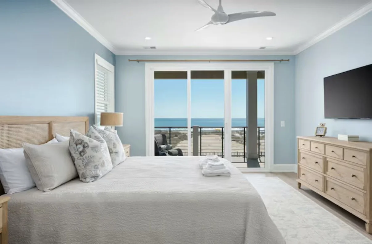 Coastal bedroom Design by Foxglove and Fir Design Studio. Warm neutral Interiors, Home Decorator and Space planning 