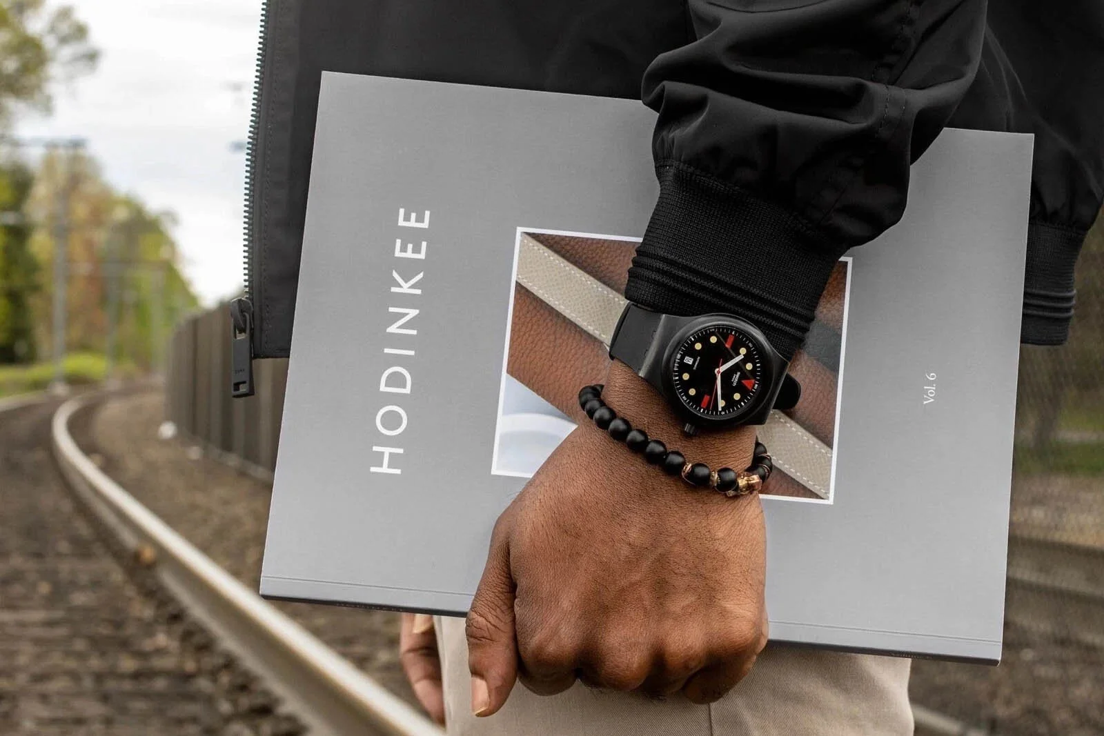 Hodinkee Magazine ∙ Volume 6