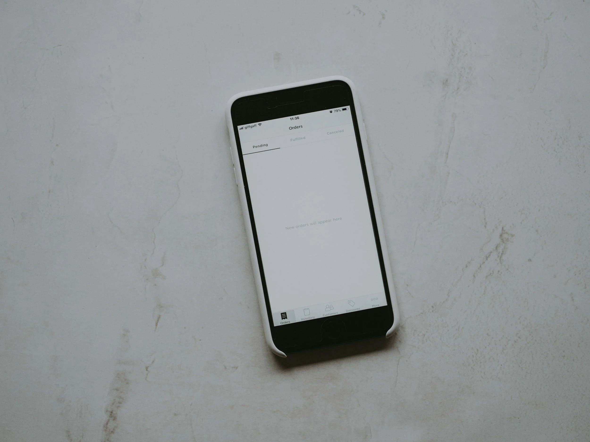 Smartphone showing no active deals in the sales pipeline, illustrating breakdowns in sales systems and process