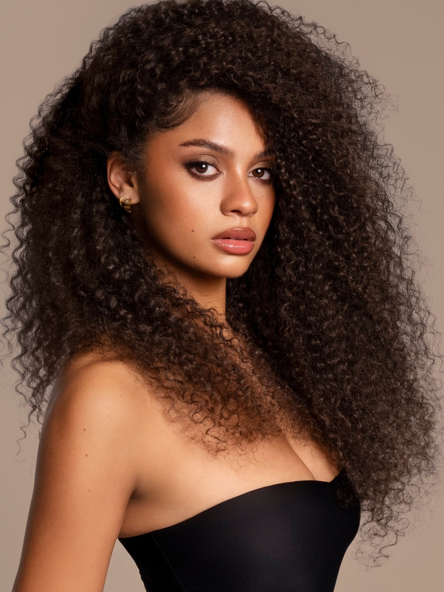New images with the gorgeous @miamyersx @jadoremodelsagency 

Hair by me @thelifeofnaomib @creativesagencyltd 
Make up @misscassielomas 
Photographer @karlcollinsphoto 

#sessionhair #editorial #afrohairspecialist
