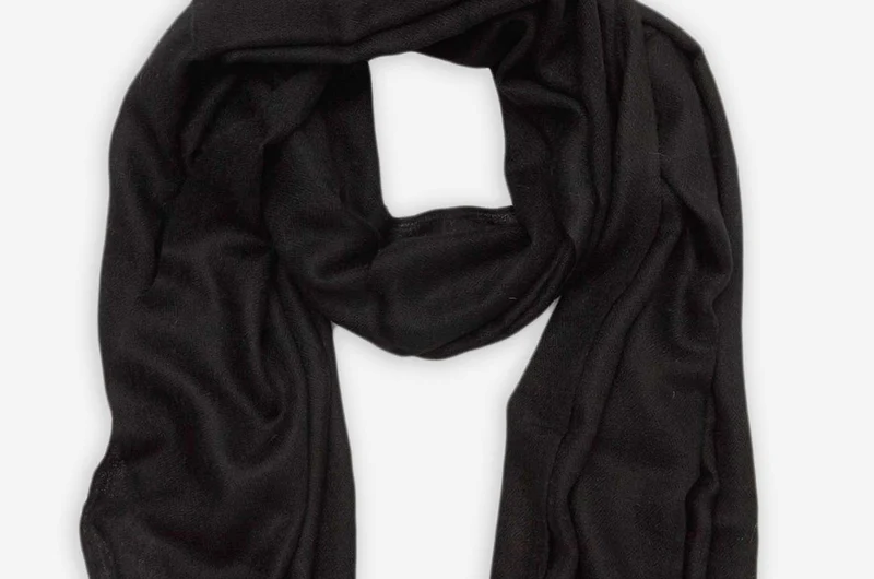 Black Cashmere Travel Wrap