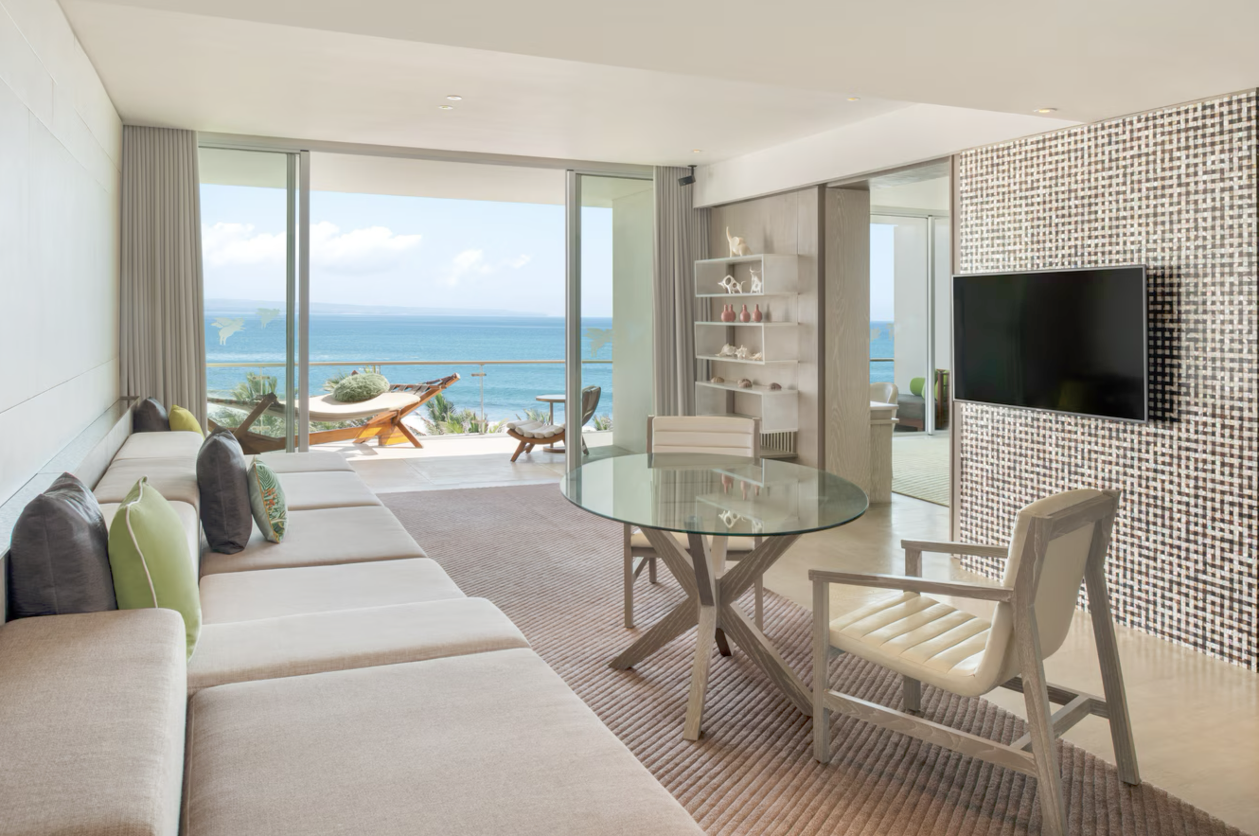 Marvelous Suite, Living Room