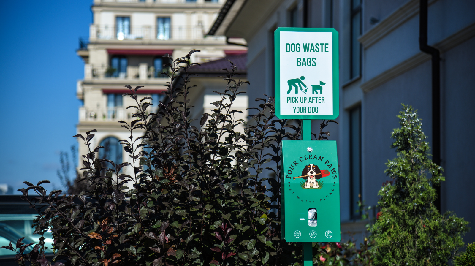 Commercial Pet Waste Pick Up