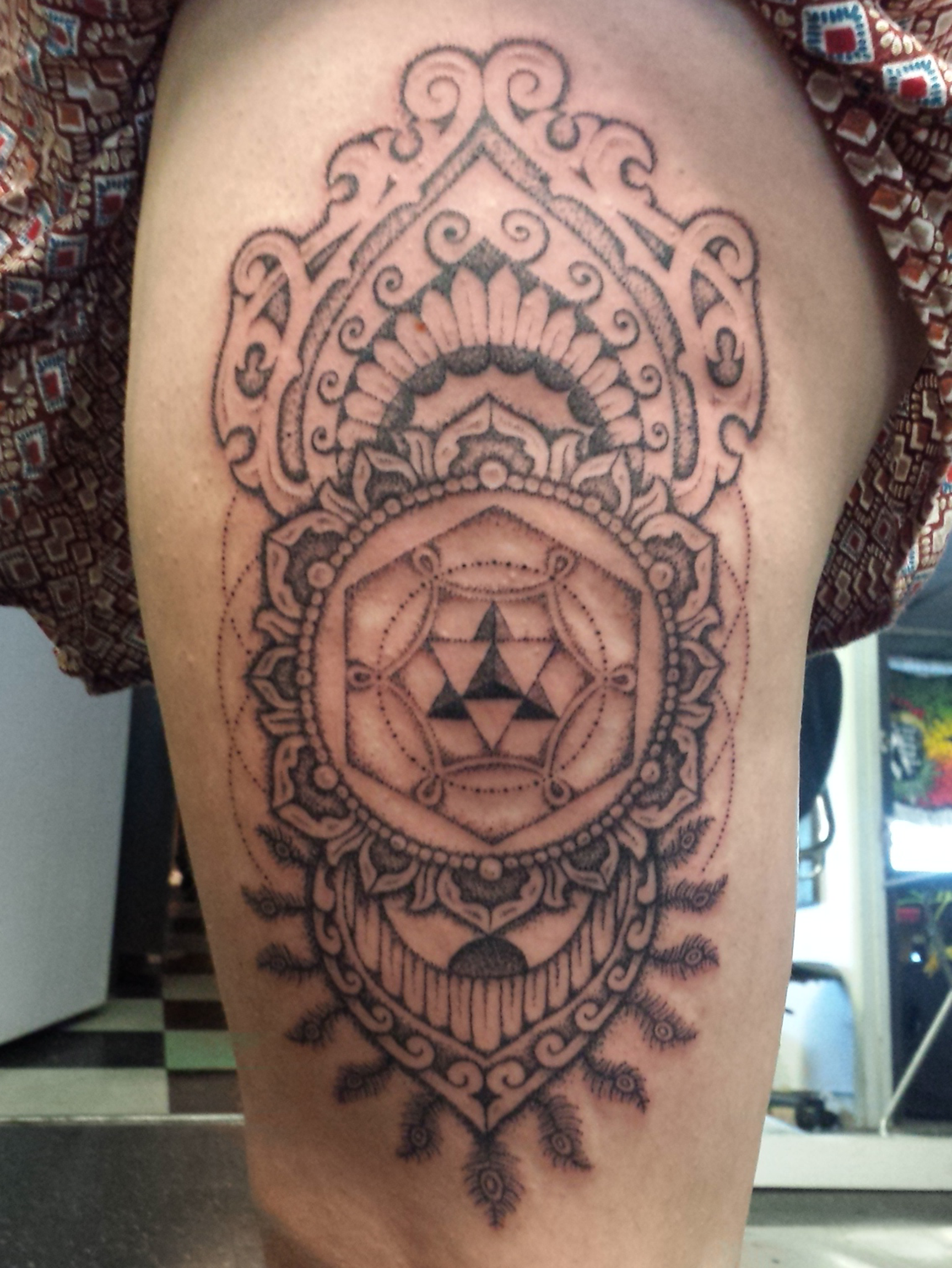 sarah thigh merkaba.png