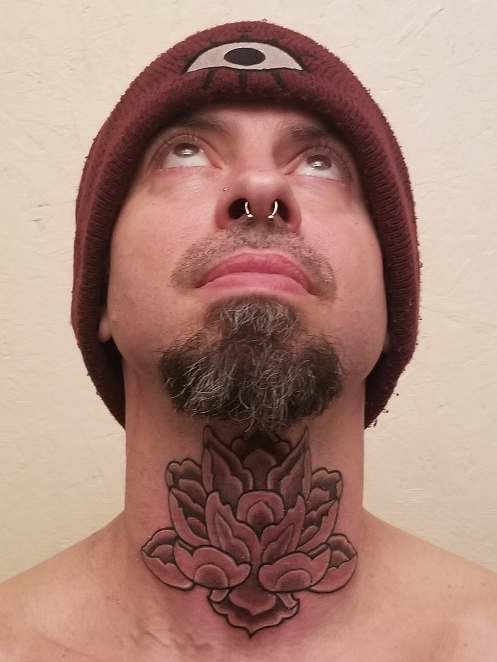 carl throat lotus only.png