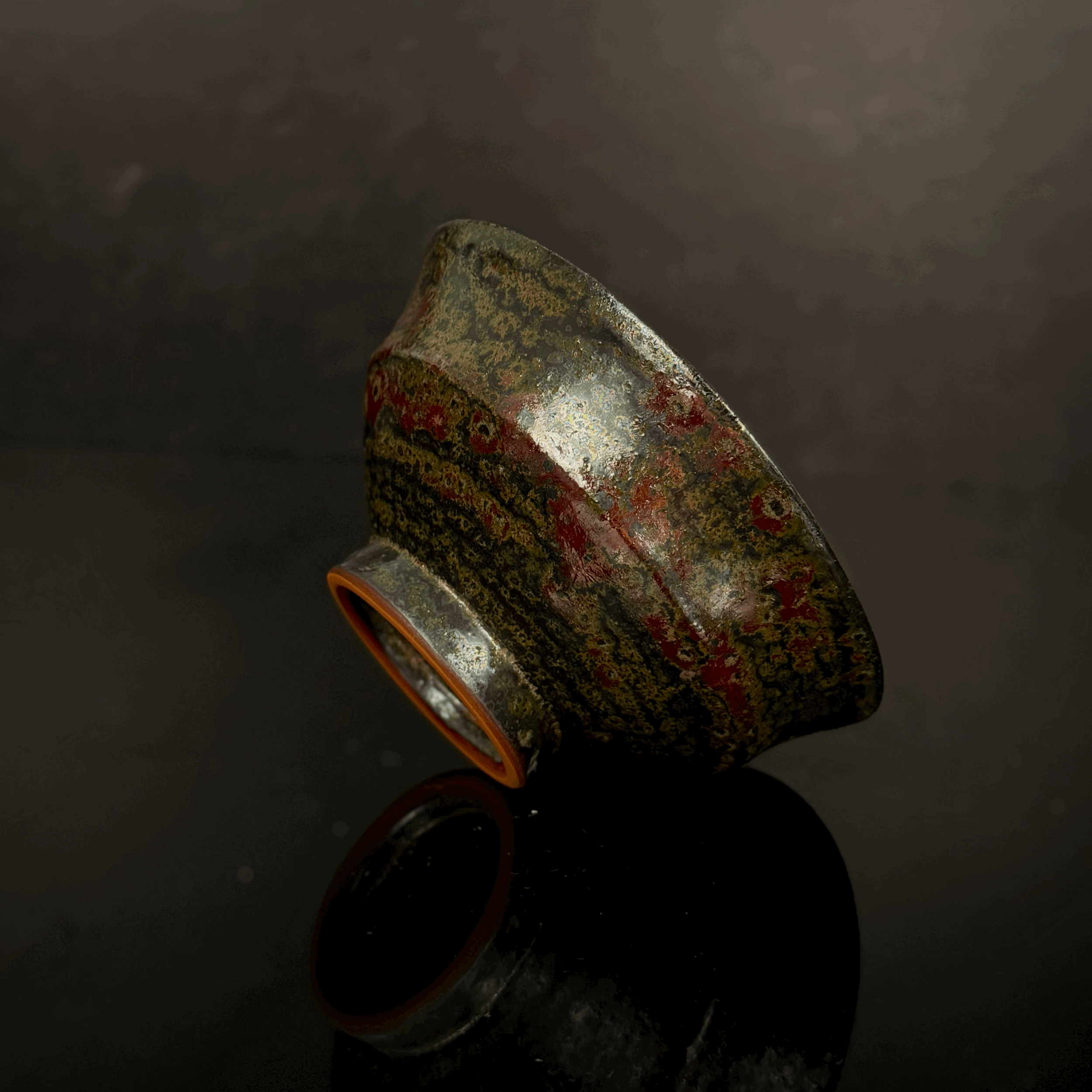 tempImagezikutc.gif