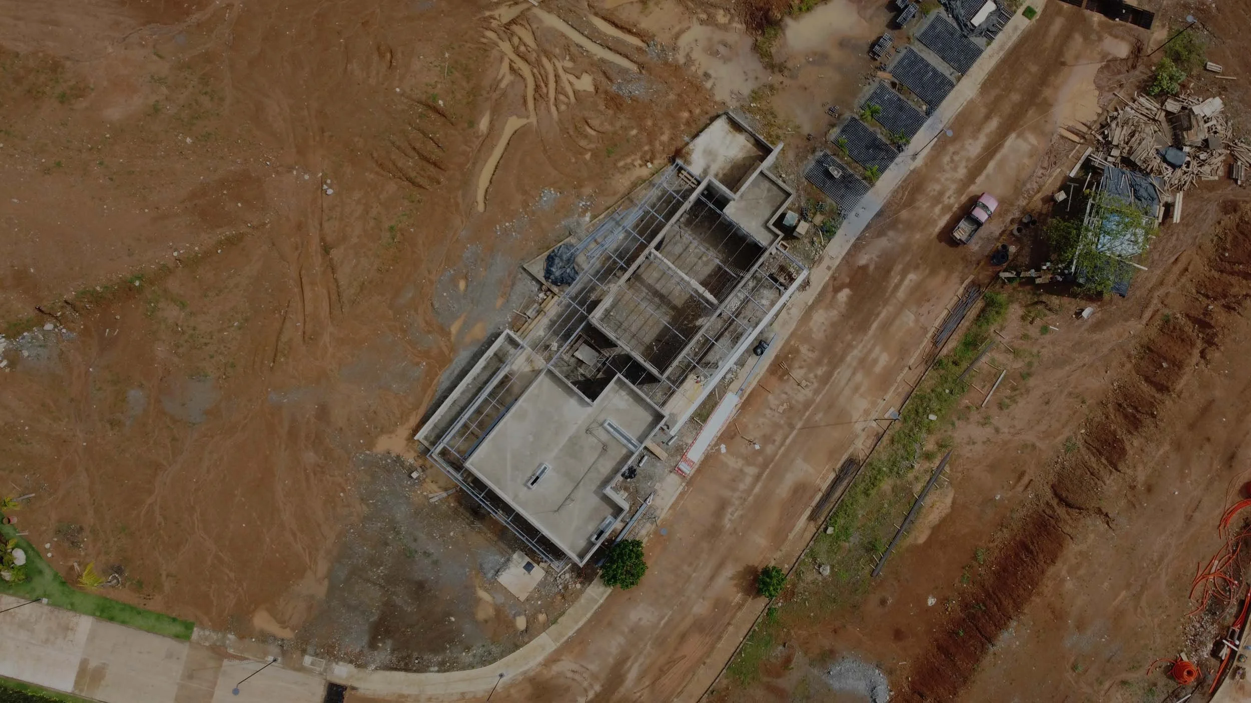 Ejecución y supervisión de obra en Tapachula. Imagen aérea que muestra la distribución arquitectónica y el proceso constructivo gestionado por Aven Haus.