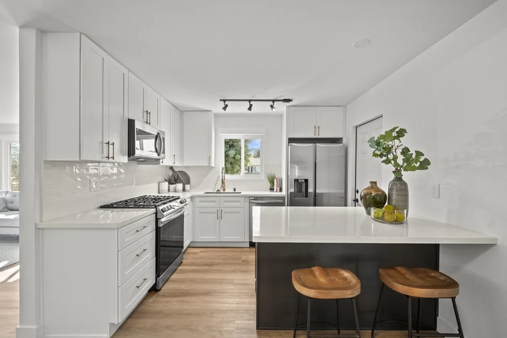 1 4 4965Kingston_Kitchen_1.JPG