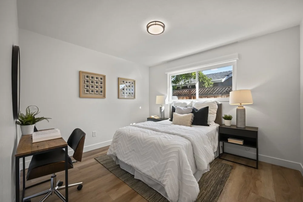 1 9 4965Kingston_Bedroom_3.JPG