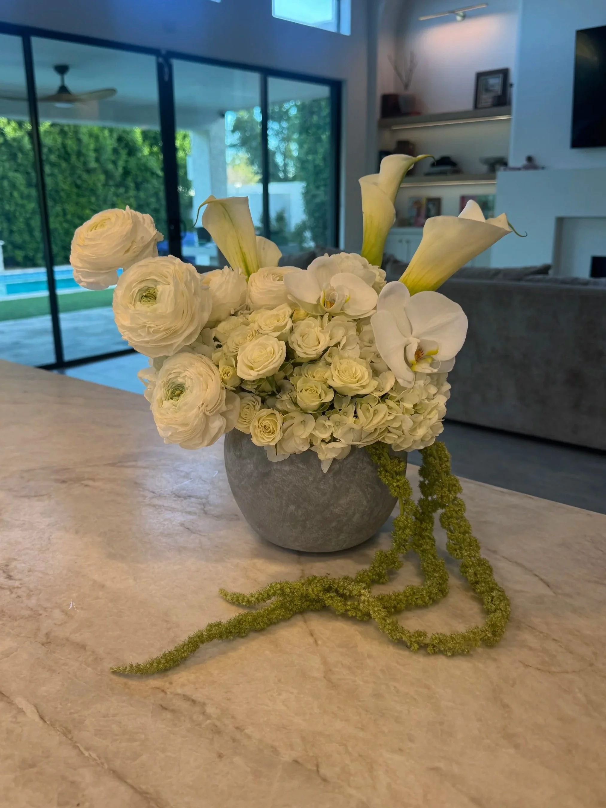 Medium Luxury Arrangement