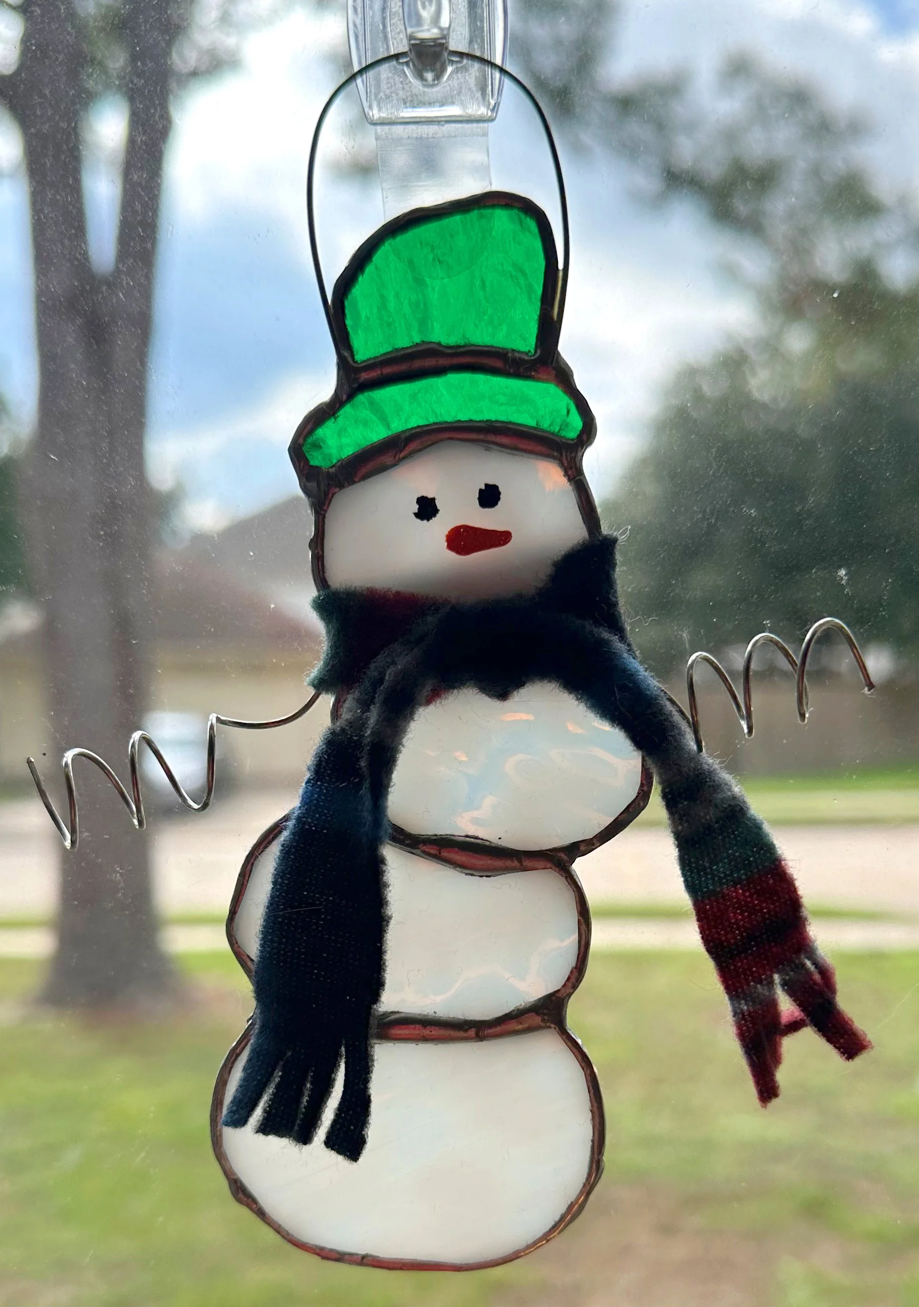 snowman-grn-hat.jpg