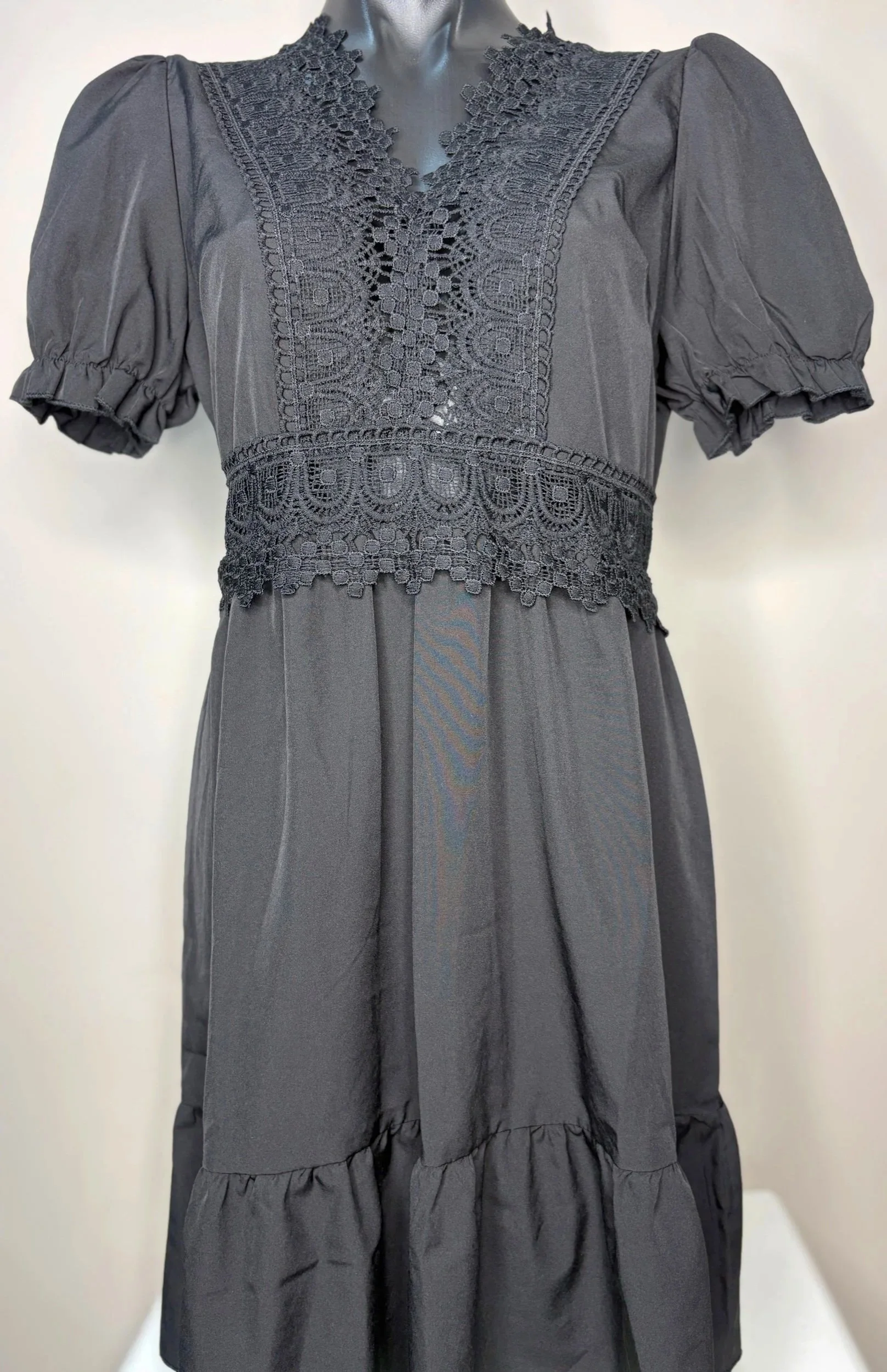 Loness Black Skater Dress (Size 10)- Retro Glamour