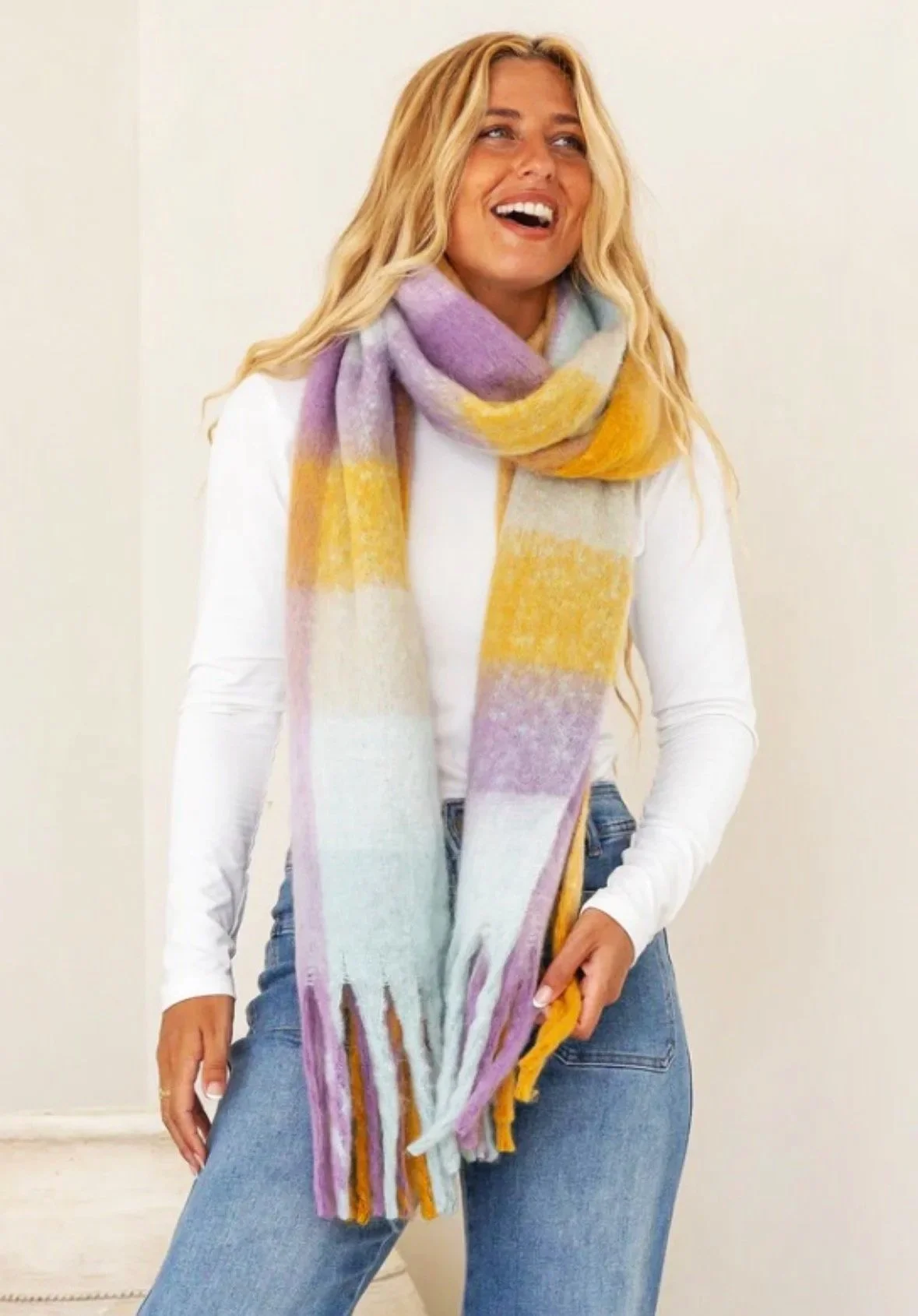 NEW TOUCH SOFT Tropical Check Scarf-Retro Glamour