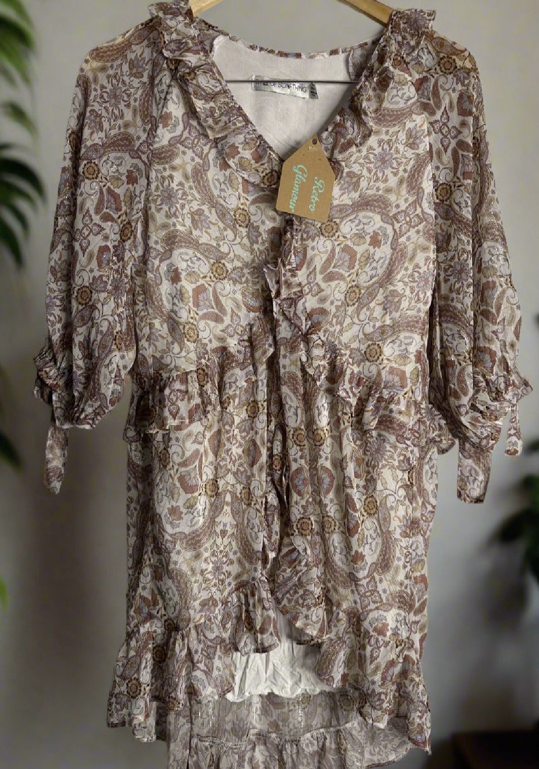 Hi-Lo Paisley Blouse - Modern Feminine w/ Silver Thread (Size S)