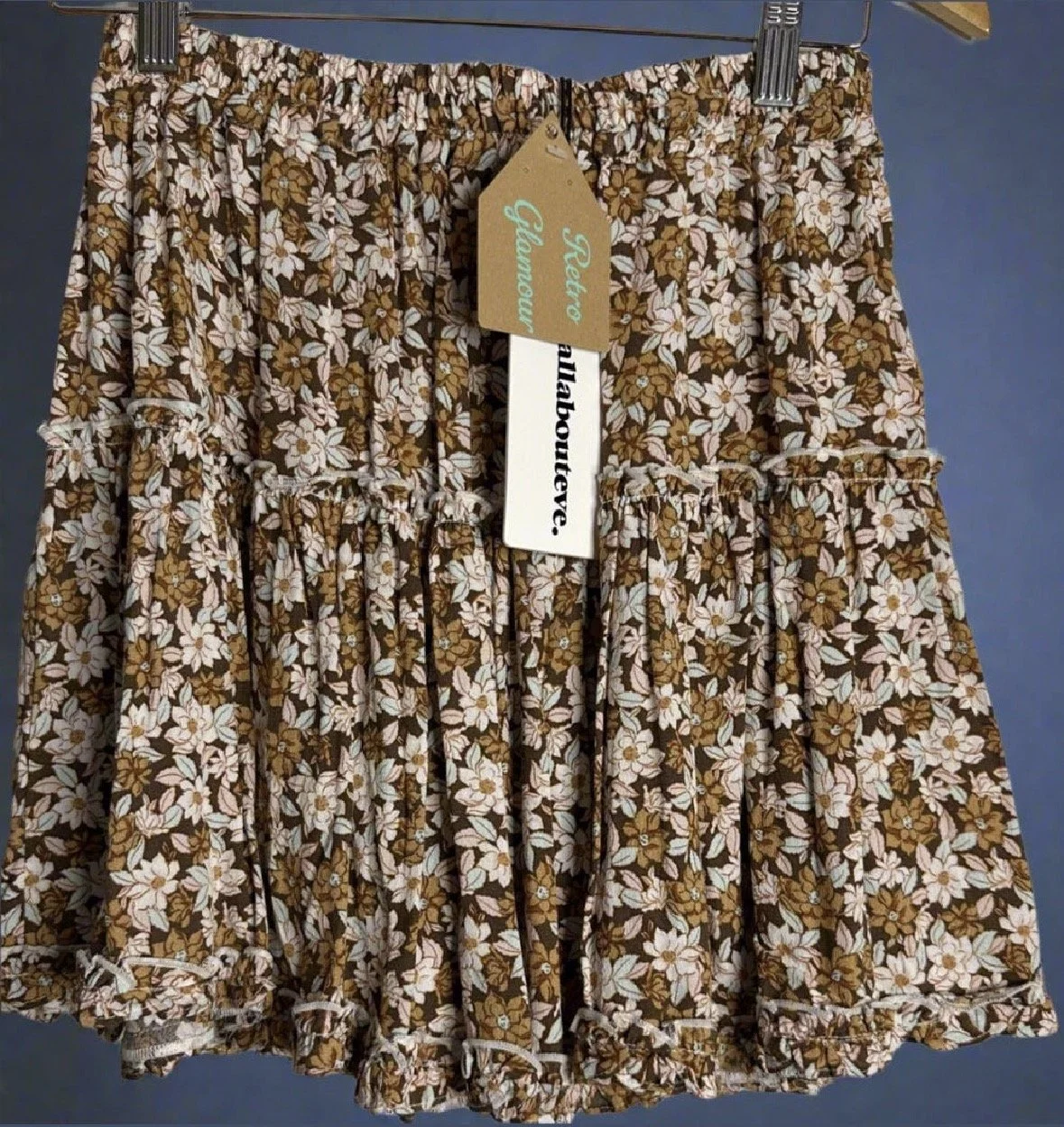 Earthy Tone Floral Skirt - Feminine Pretty (Size 8)
