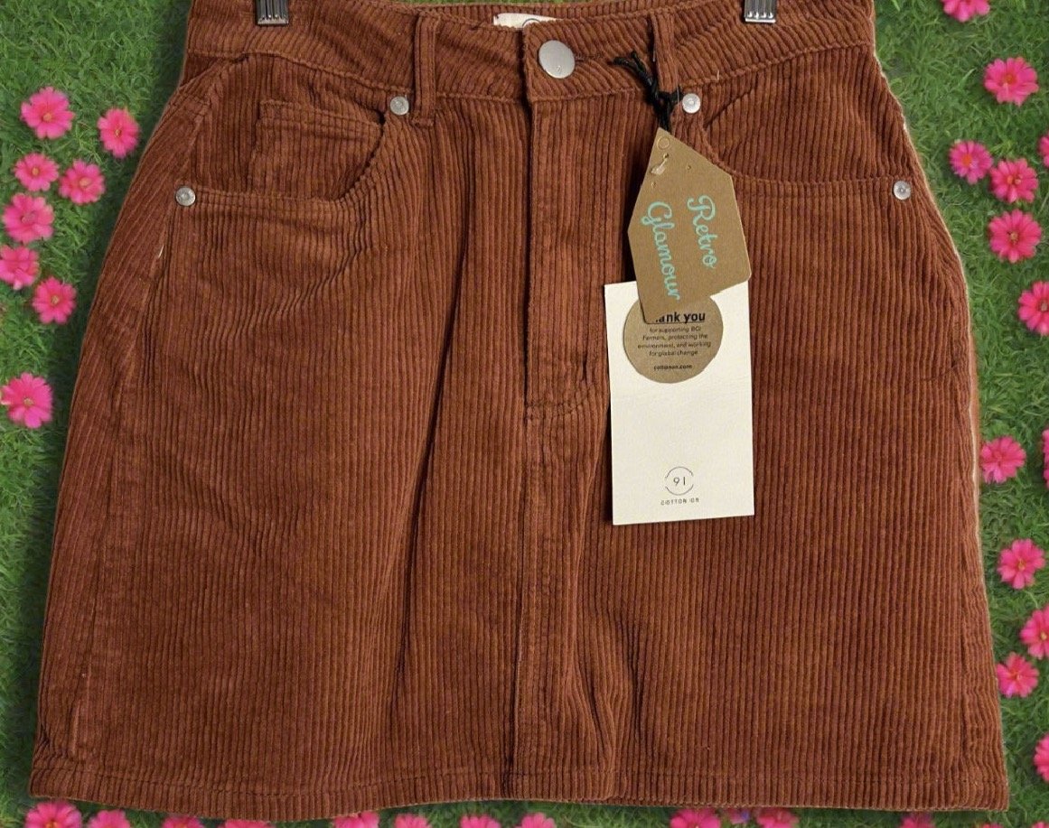 Rust Corduroy Skirt - Autumn Style (Size 8)
