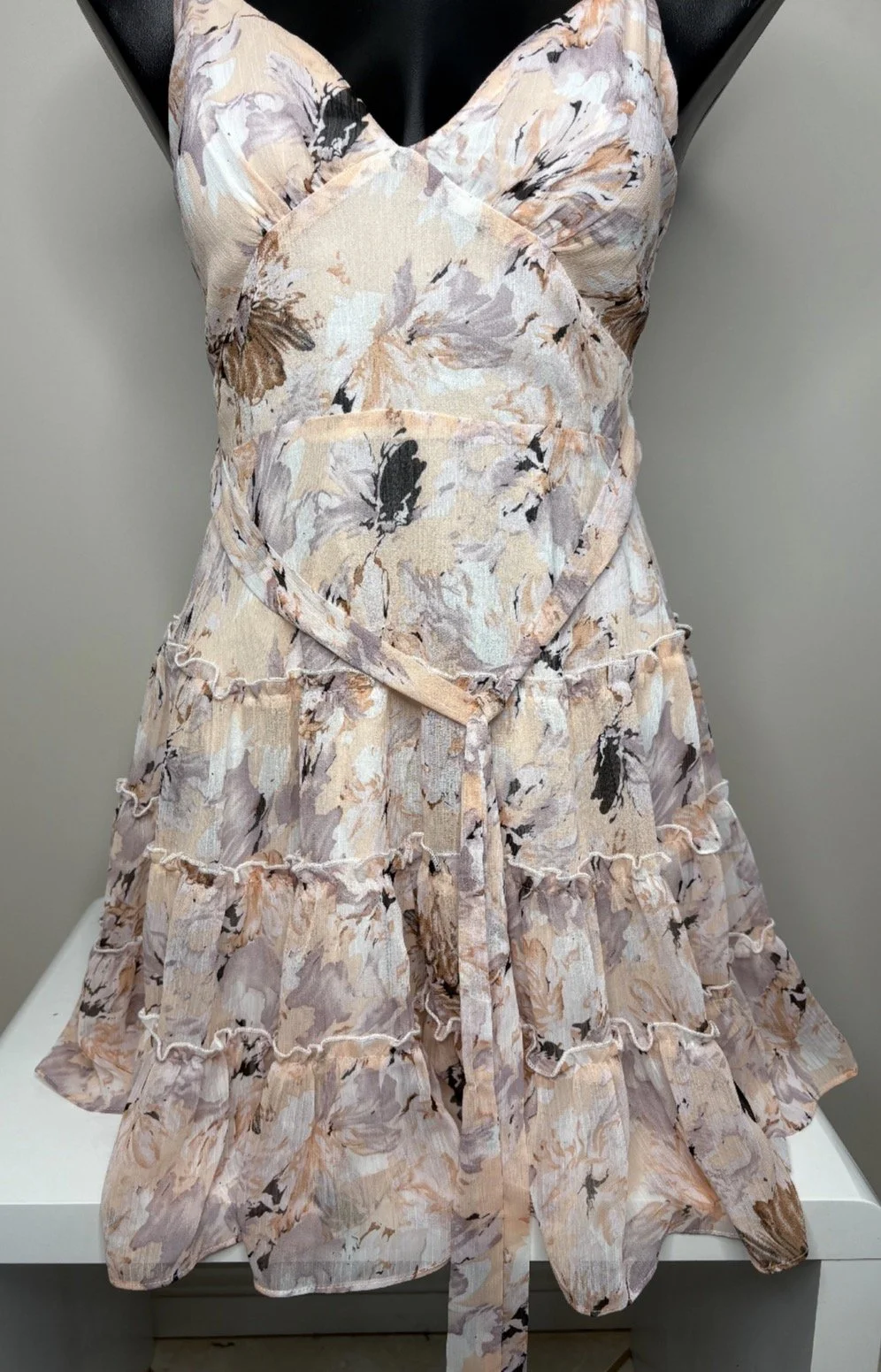 Floral Ruffle Dress - Feminine Romantic (Size 8)