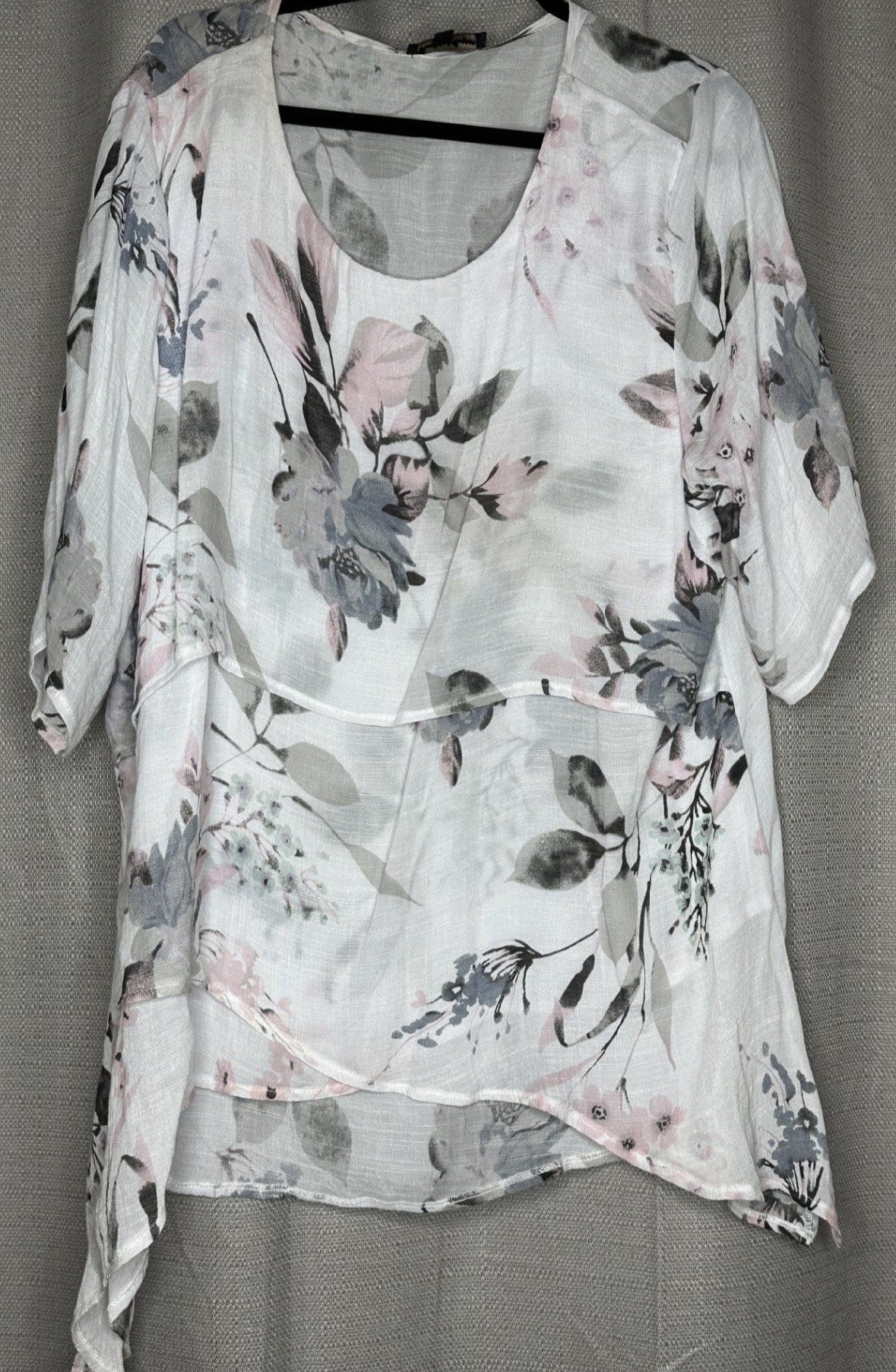 *NEW 'Caroline Morgan' Floral Layered Blouse (Size 18)