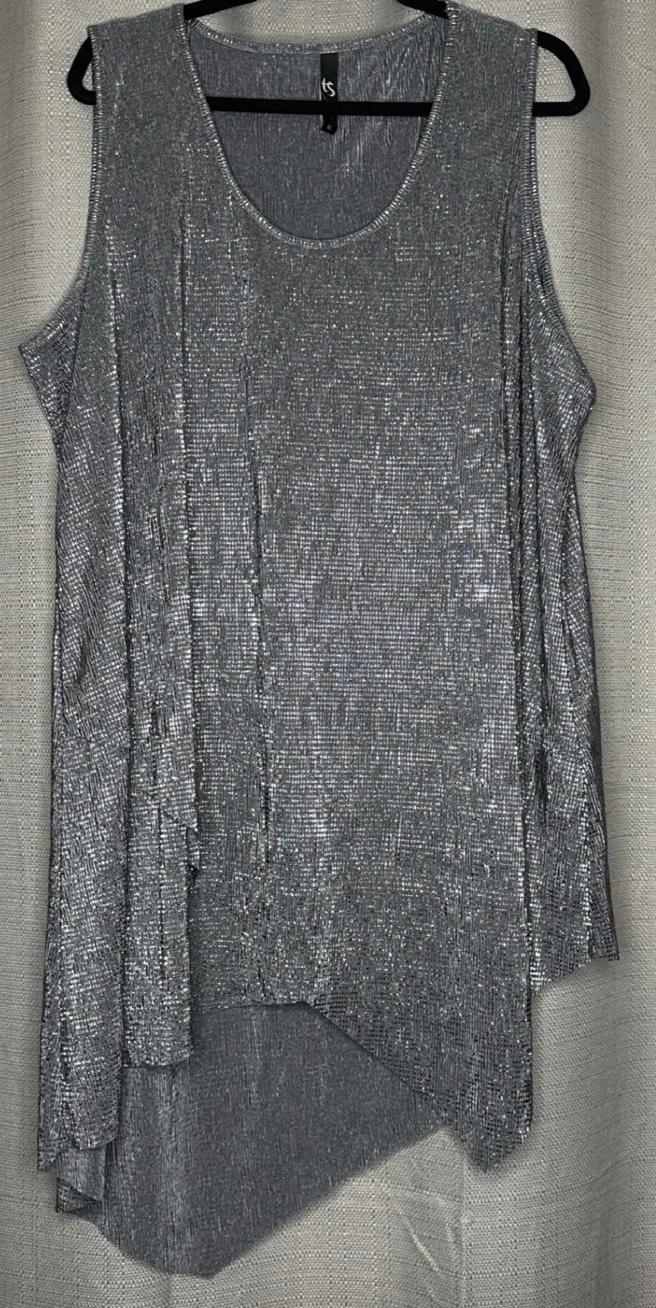 Taking Shape  Silver Asymmetrical Tank - Retro (Size XL)