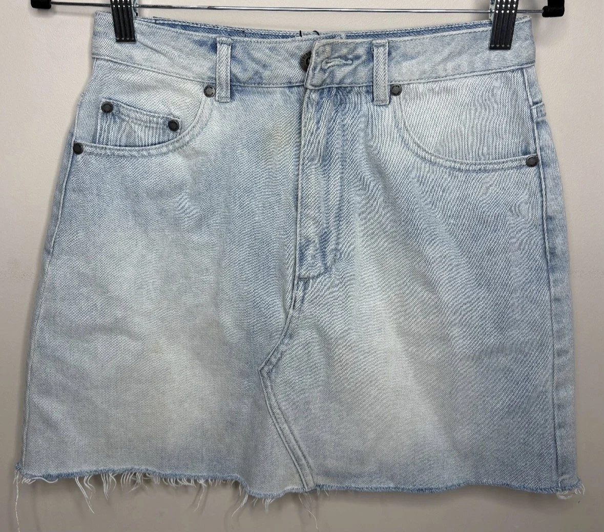 Light Wash Stretch High Waist Denim Skirt - Classic Chic Style (Size 10)