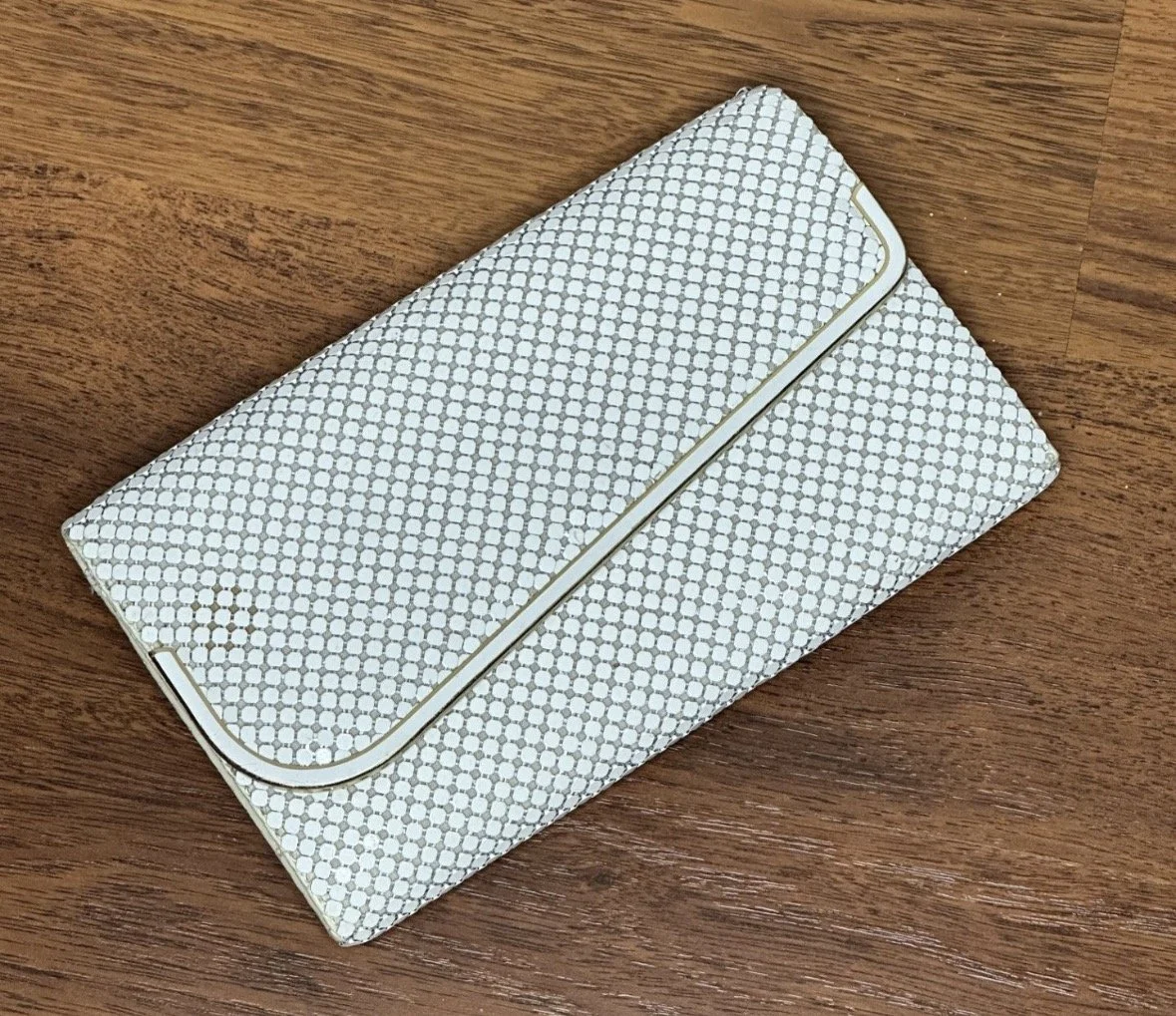 Vintage Glo Mesh White Clutch Purse