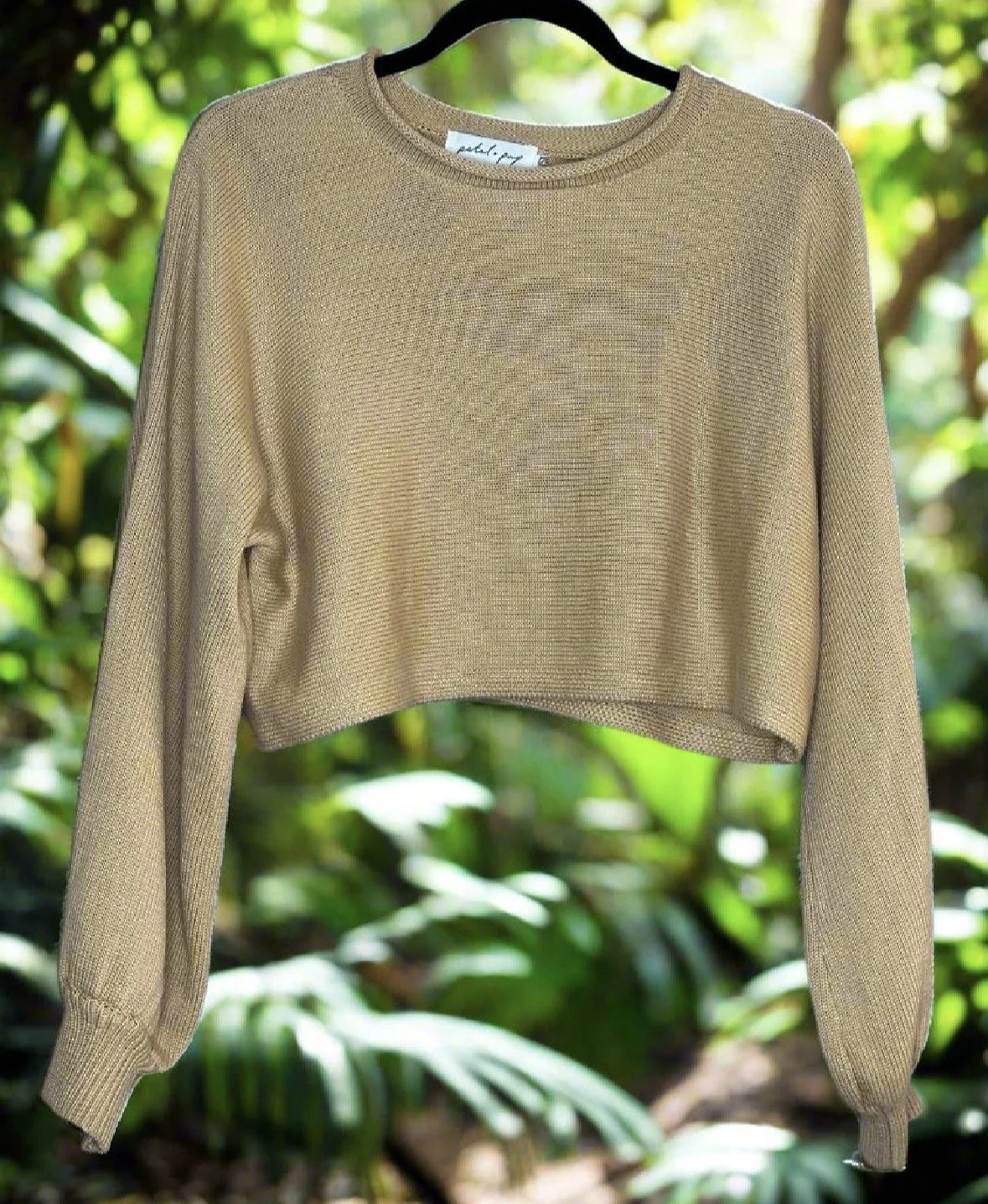 'Petal & Pup' Knit Cropped Jumper - Chic Casual- ( Size 12 )