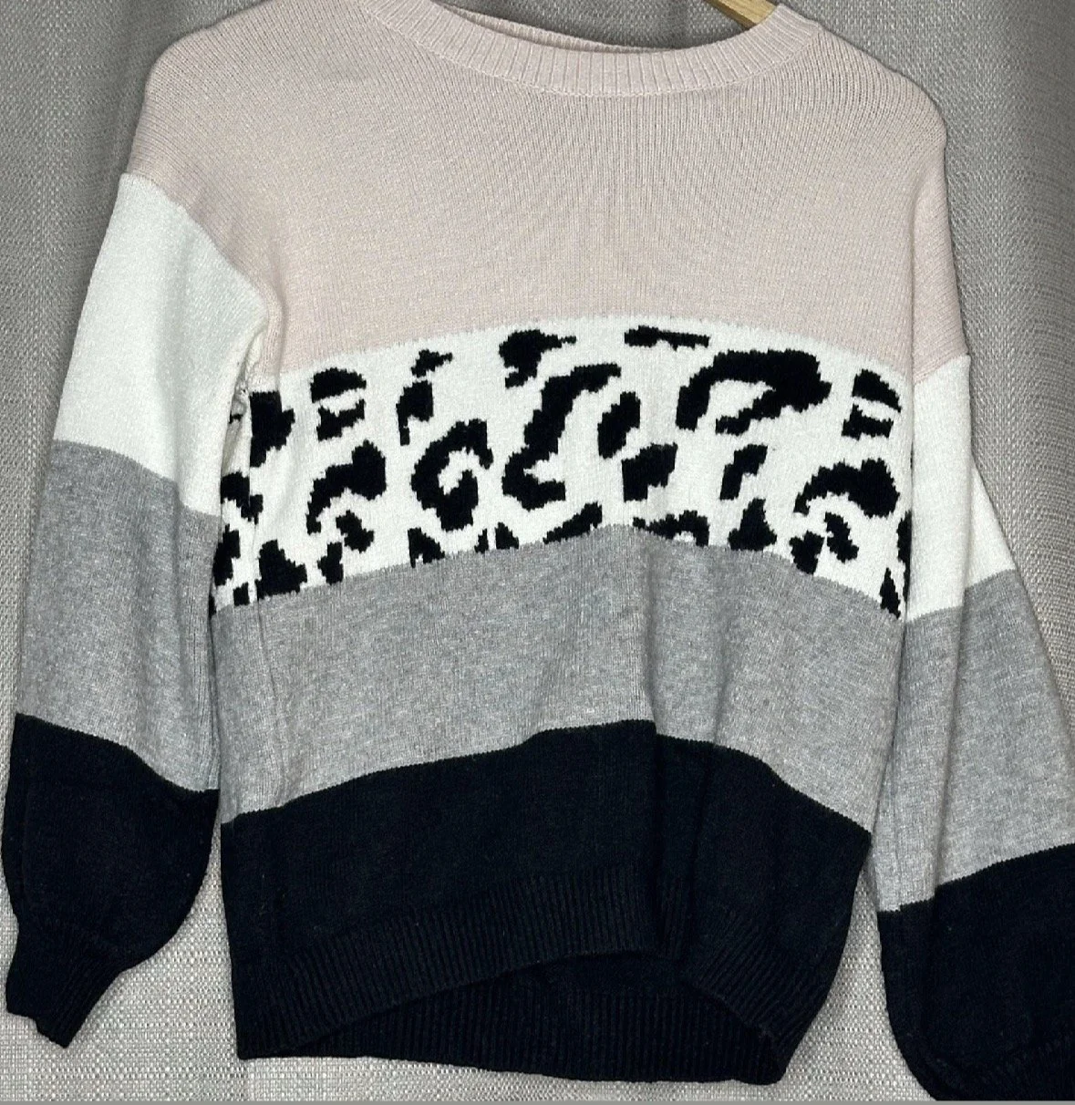 'Frankie & Co' Animal Print Knit Jumper - Smart Chic (Size 8/10)