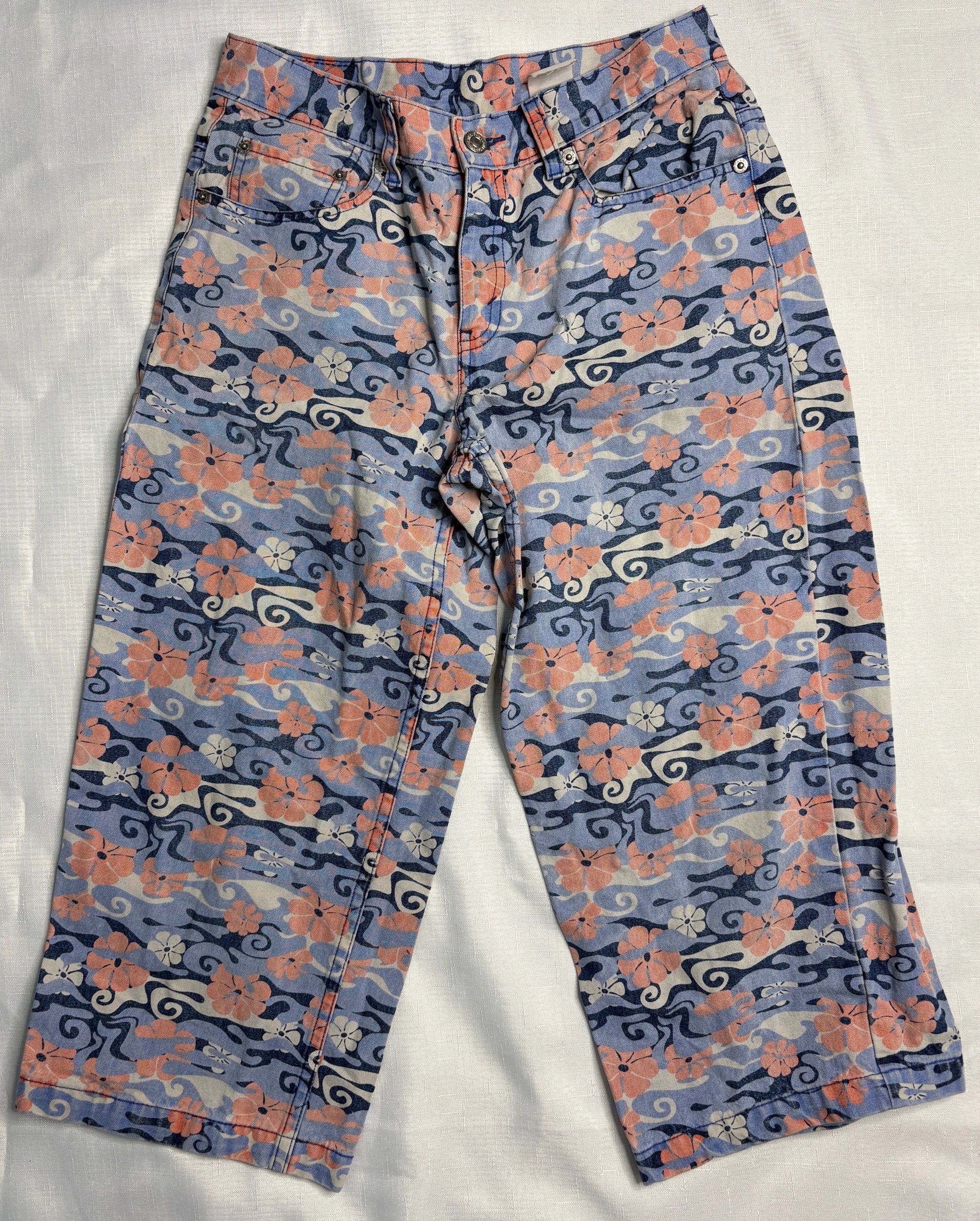 Vintage 577 Nouveau Capri Floral Red Tab Jeans - Casual (Size 12)