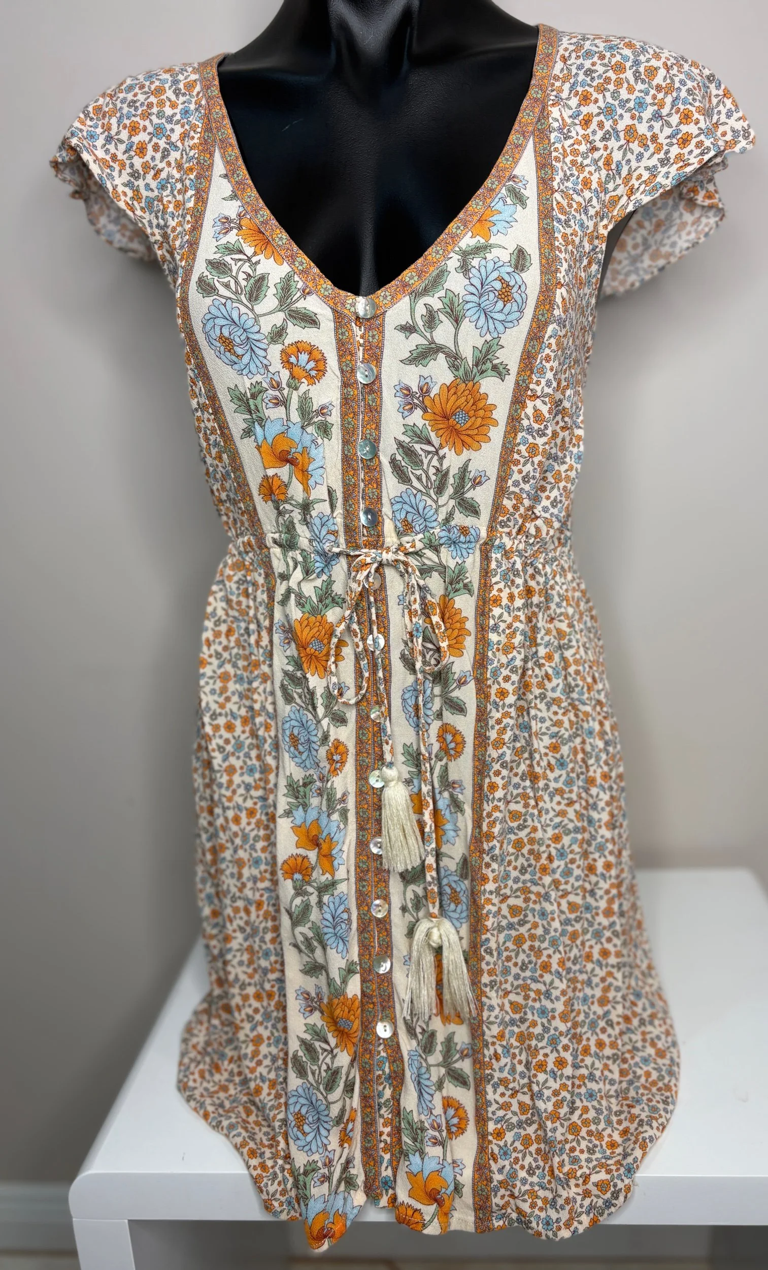 Arnhem Boho Vintage Apricot & Blue Petite Floral Dress ( Size 8)