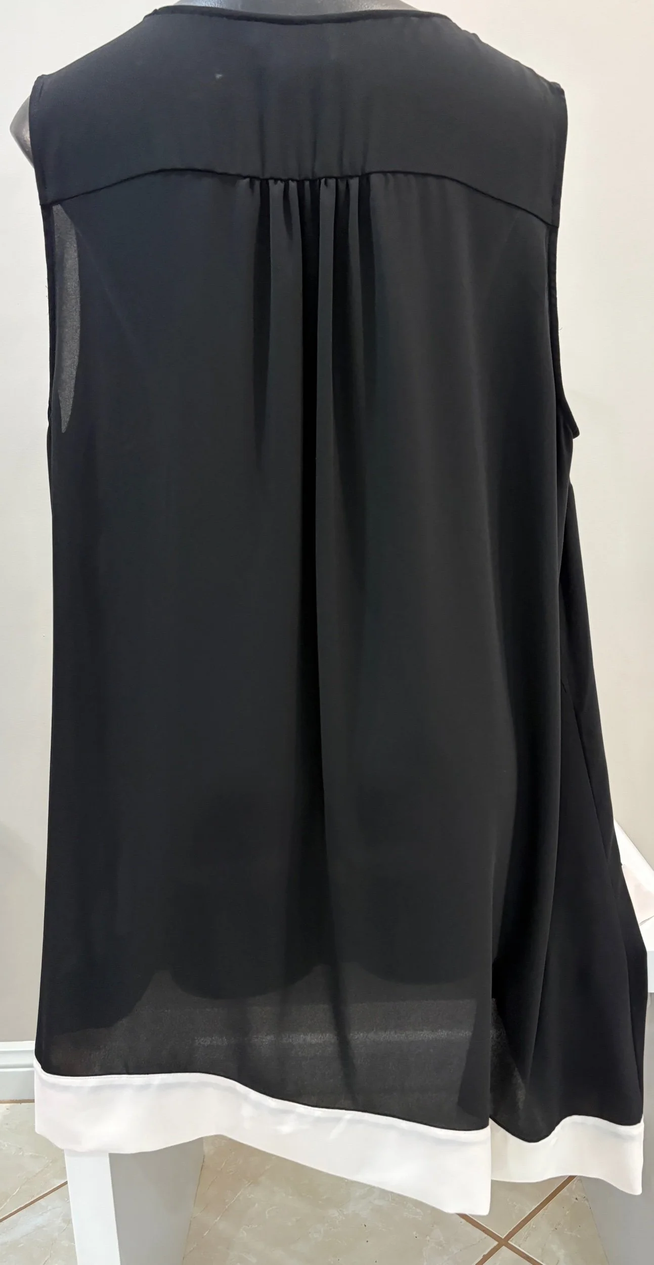 BeMe Black Layered Chiffon Tank Top (Size 20)-Retro Glamour
