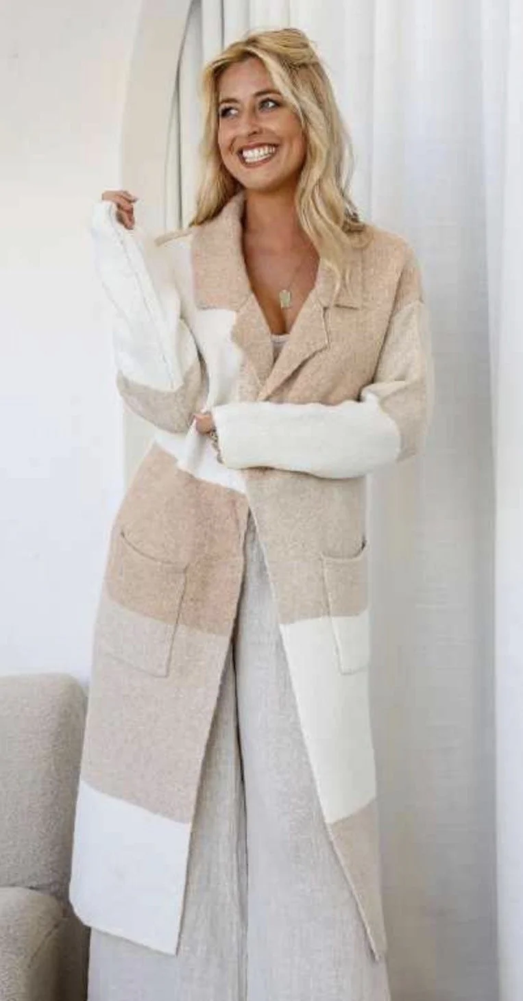 Chai & Cream Soft Fine Knit Check Longline Cardigan (Size S/M)-Retro Glamour