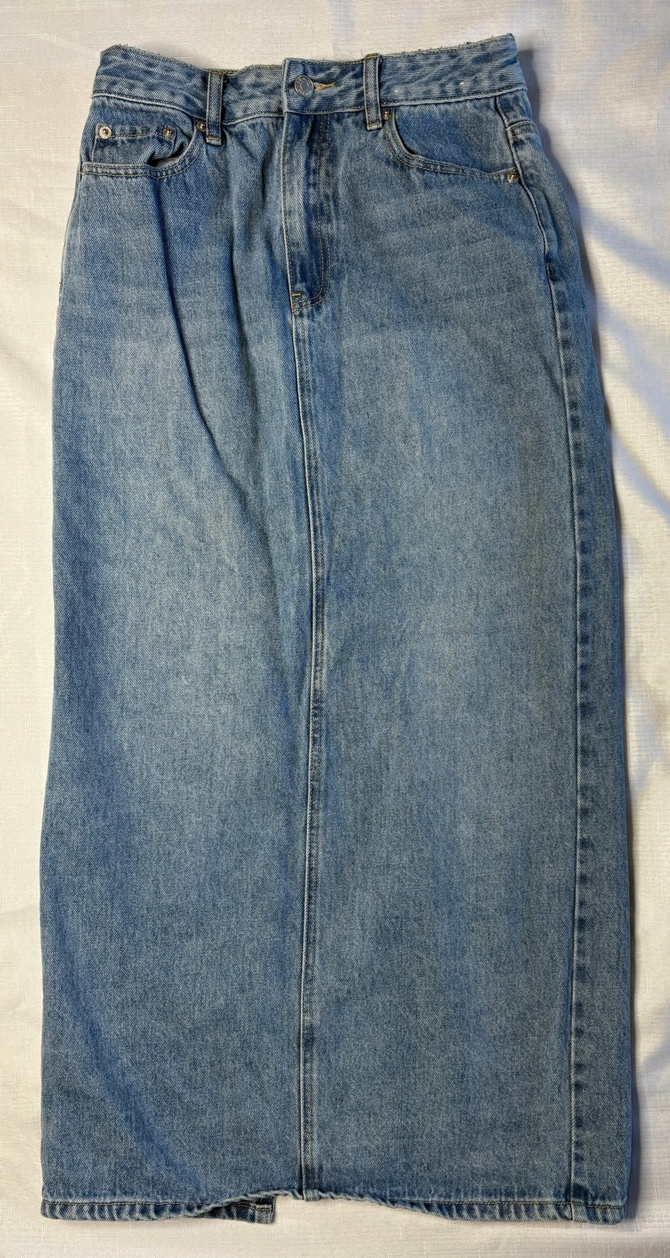 Glassons Light Denim Long Skirt (Size 8)- Retro Glamour