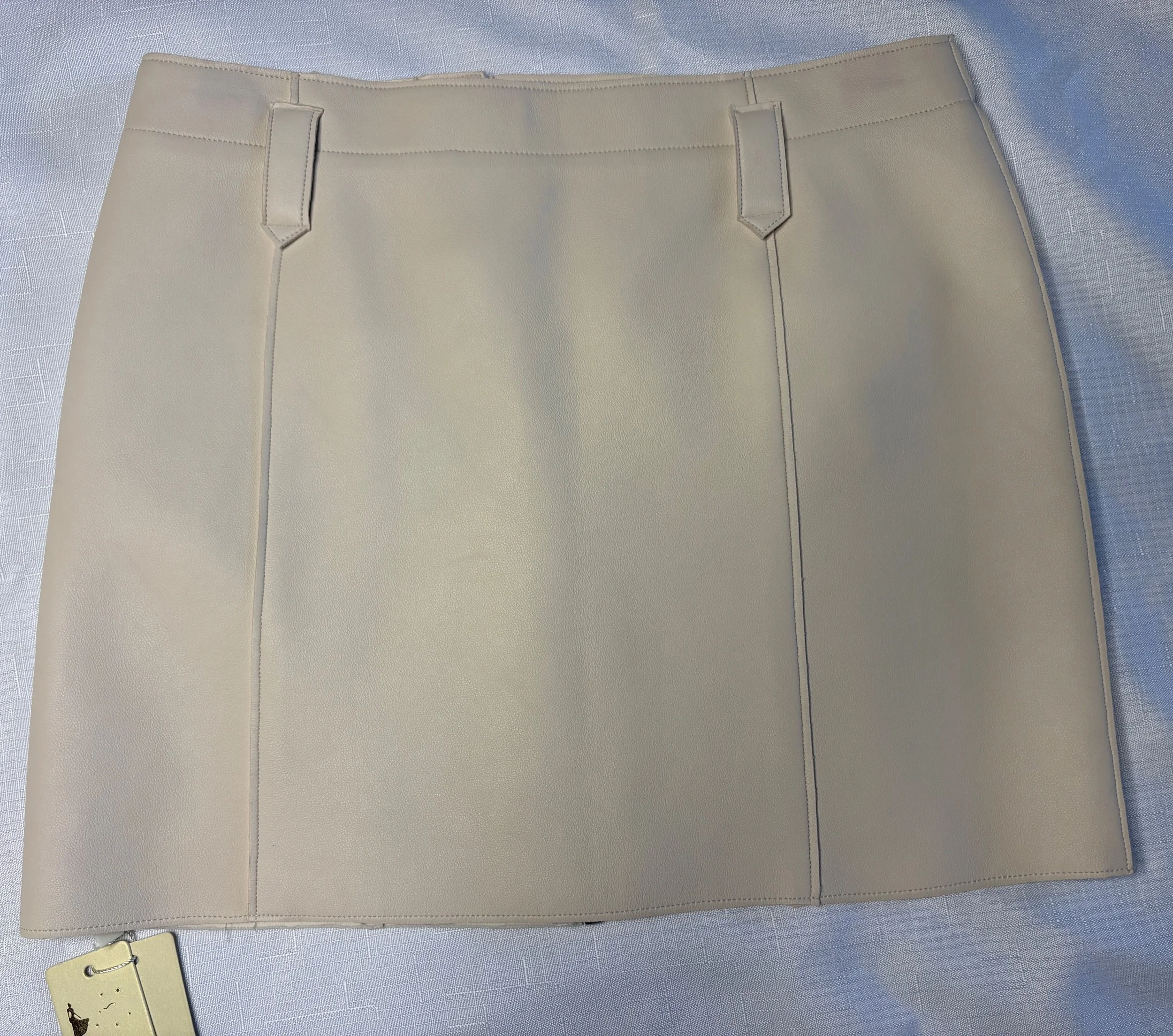 Japanese Cream Vinyl Mini Skirt (Size 10/12)-Retro Glamour