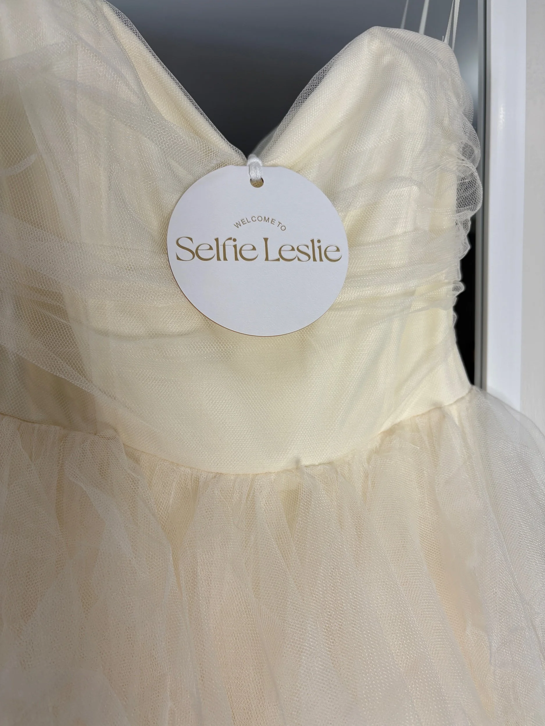 Selfie Leslie Ivory Strapless Ruffle Dress (Size 8)- Retro Glamour