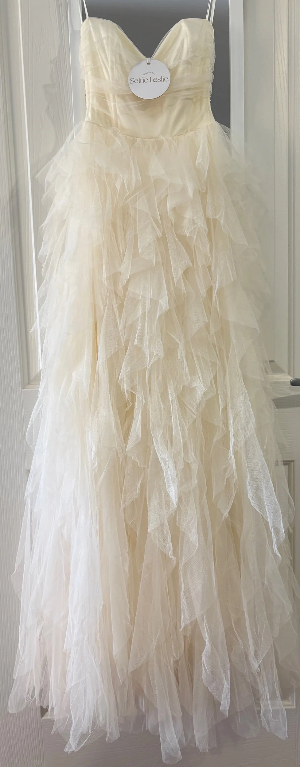 Selfie Leslie Ivory Strapless Ruffle Dress (Size 8)- Retro Glamour
