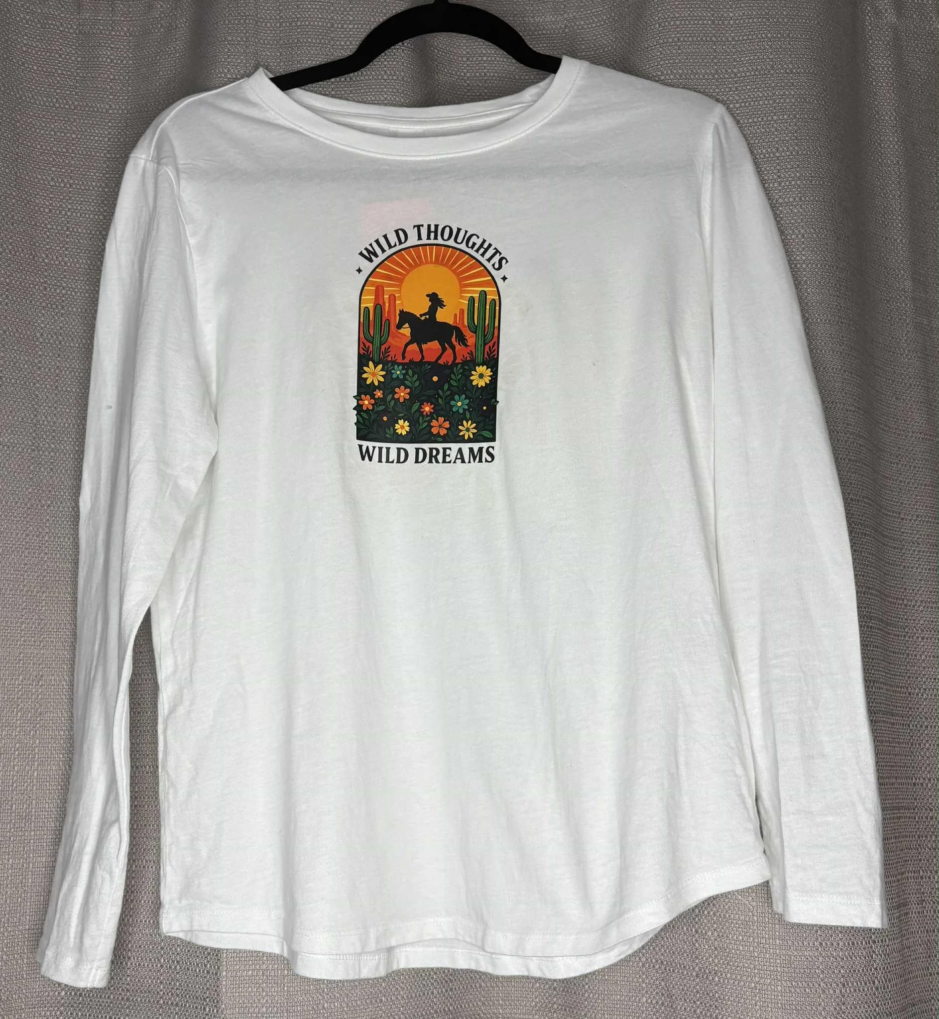 *NEW White Wild Thoughts Print Long Sleeve T-Shirt- (Size 10)