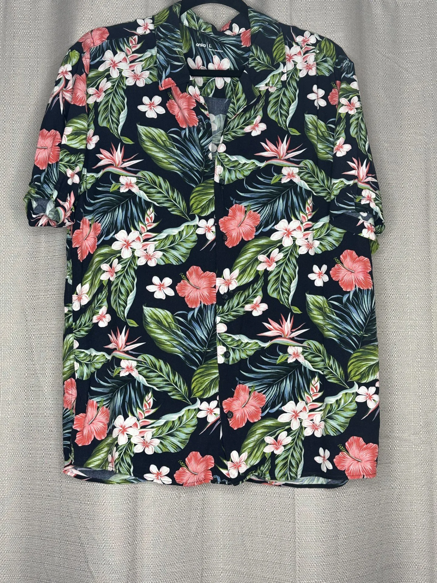 Tropical Breeze Hawaiian Shirt ( Size Large)