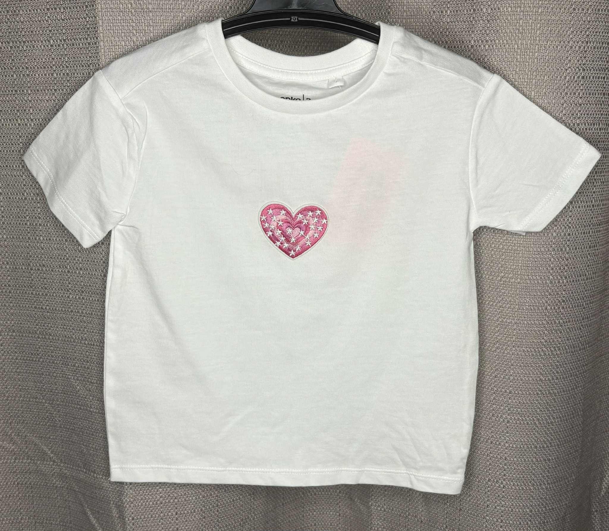 *NEW Kids Heart Print T-Shirt (Size 2)