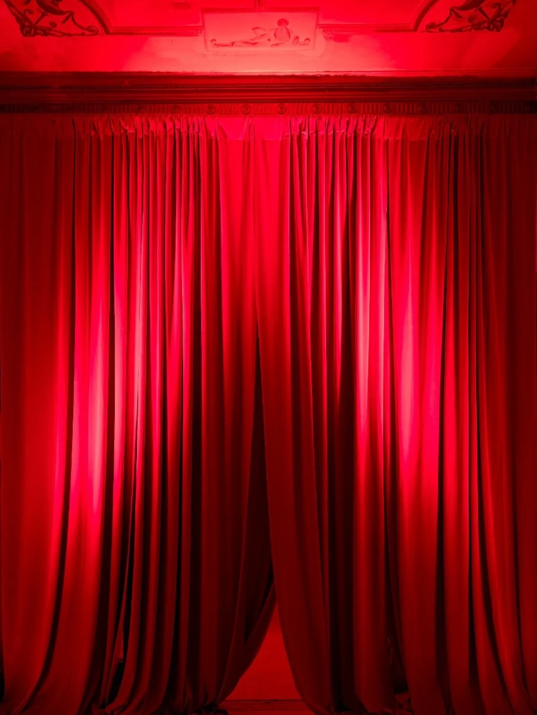 Melbourne-brand-product-launch-luxury-venue-st-kilda687267845_17990626859973179_1134553896590672915_n.jpg