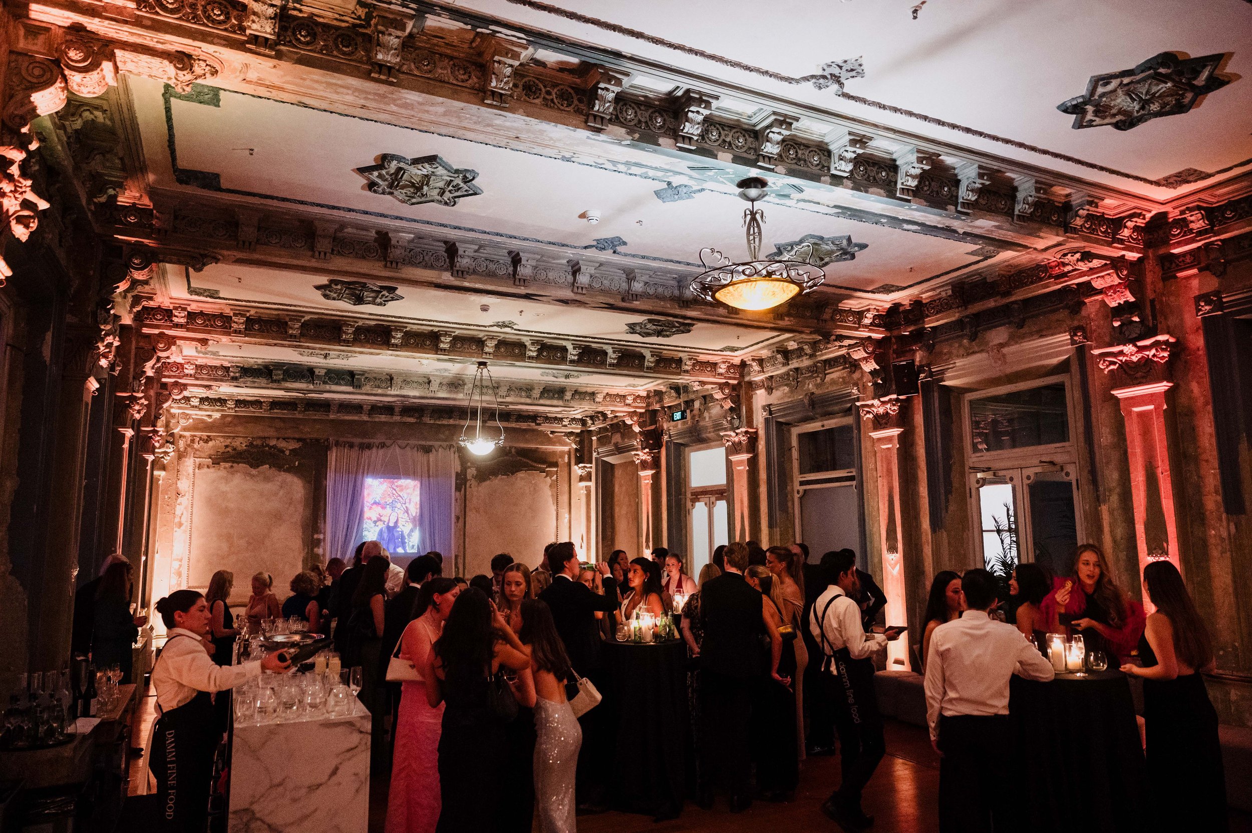 Chloe's21st-Birthday-Melbourne-Venue-the-george-ballroom-st-kildaVisuals-171.jpg
