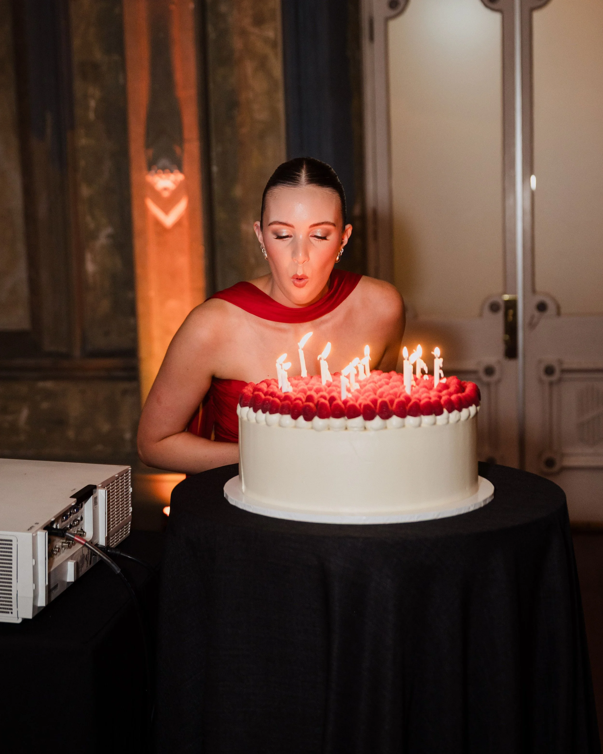 Chloe's21st-Birthday-Melbourne-Venue-the-george-ballroom-st-kildaVisuals-260.jpg
