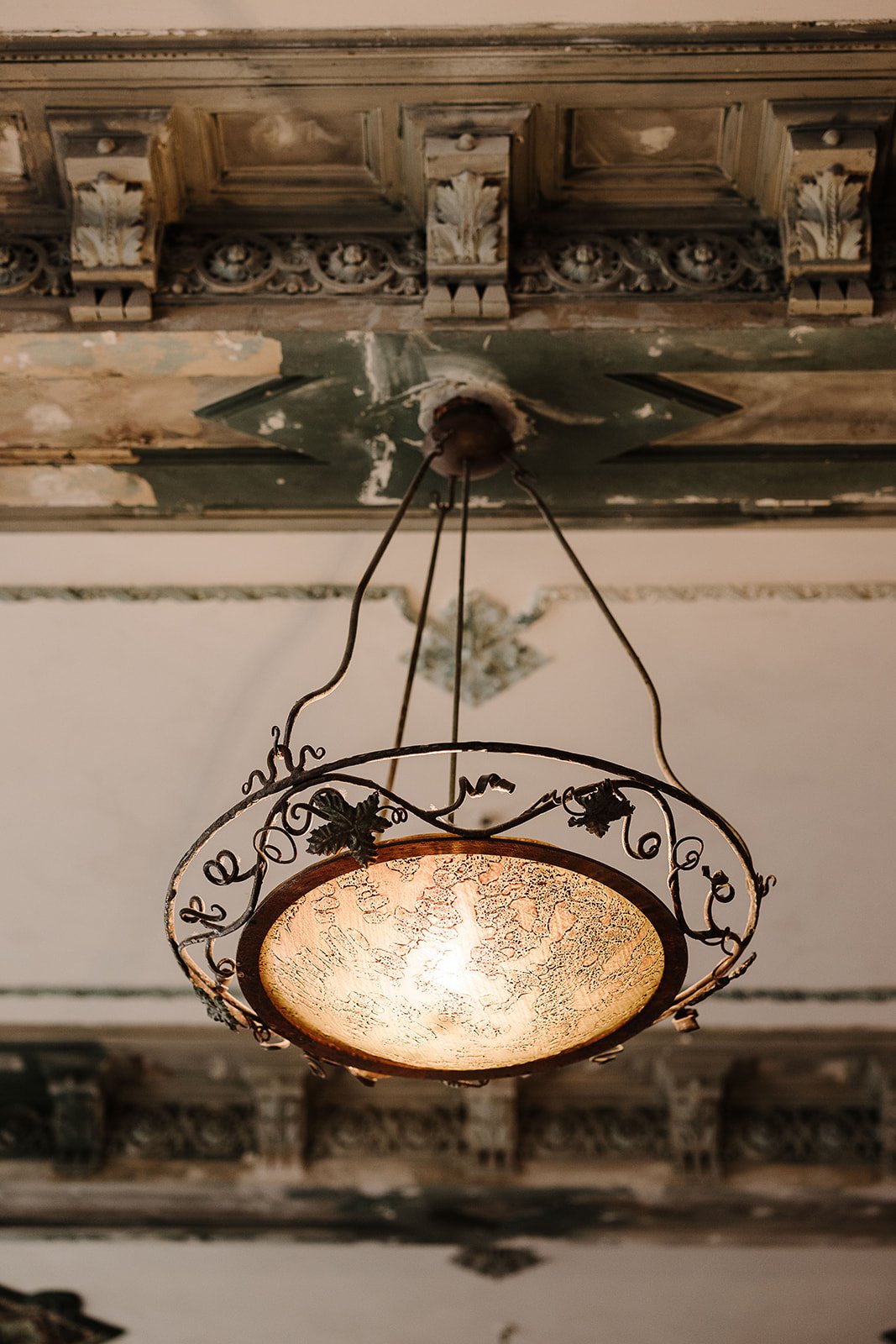 luxury heritage ceiling