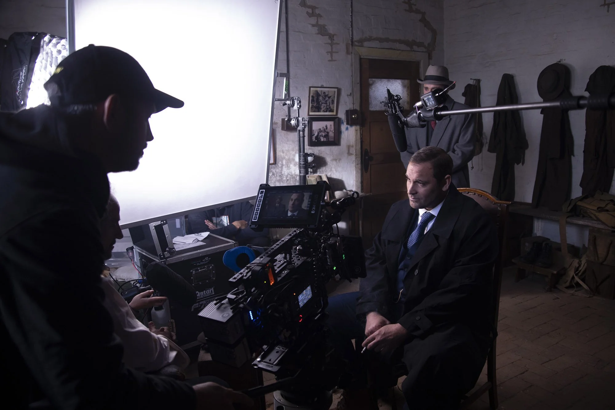 Fear Below BTS Jake Ryan Josh McConville Director Matt Holmes 