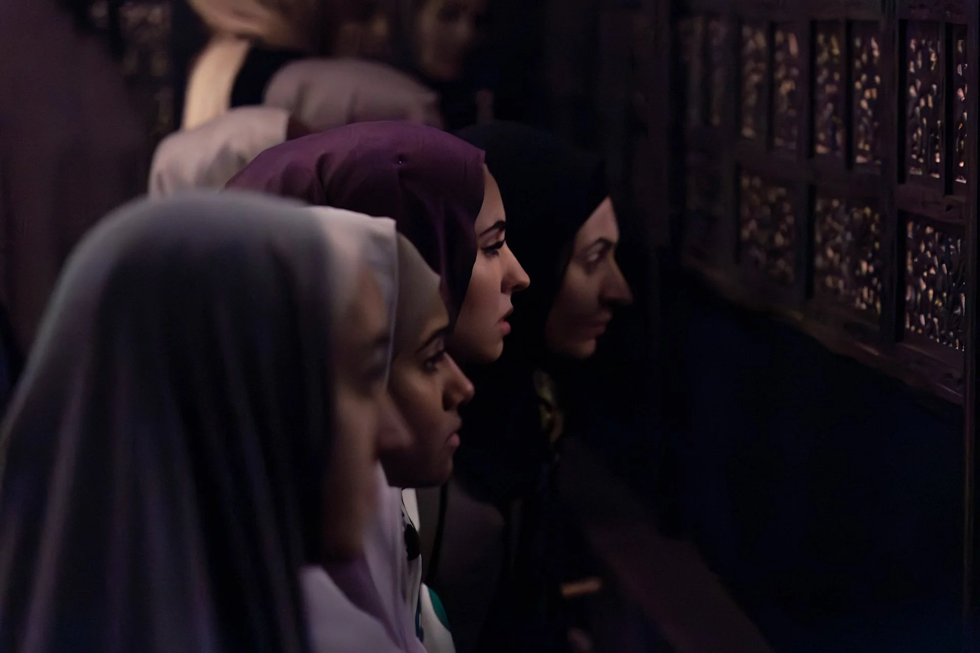 HOG_unit_mosque_women_garycompton.jpg