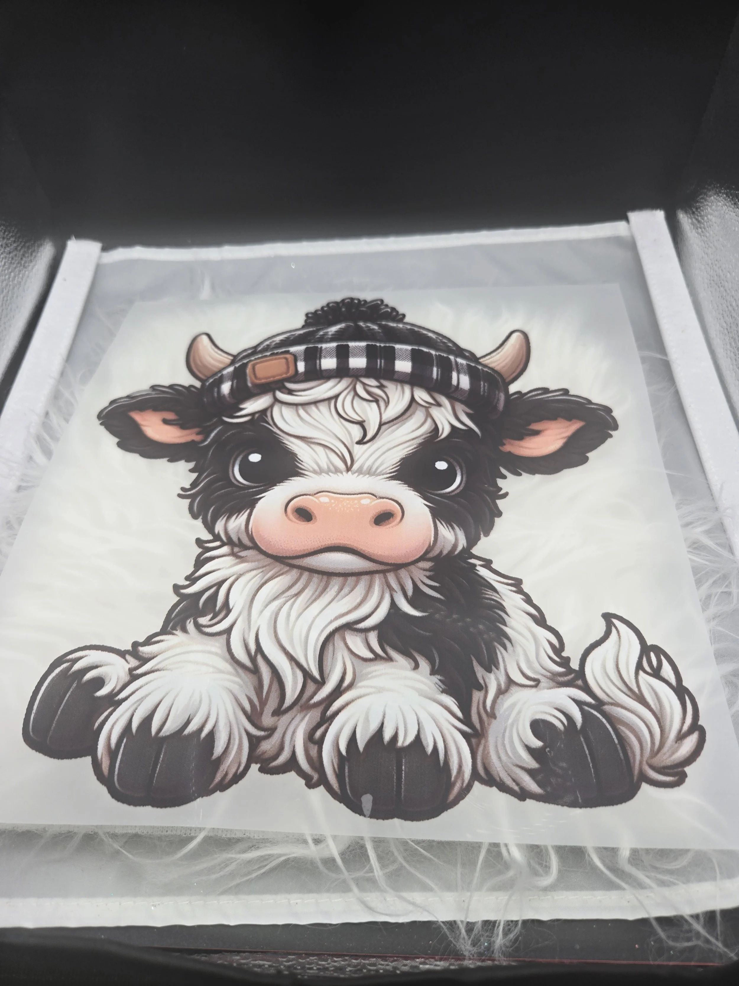 White/Black Baby Cow 560