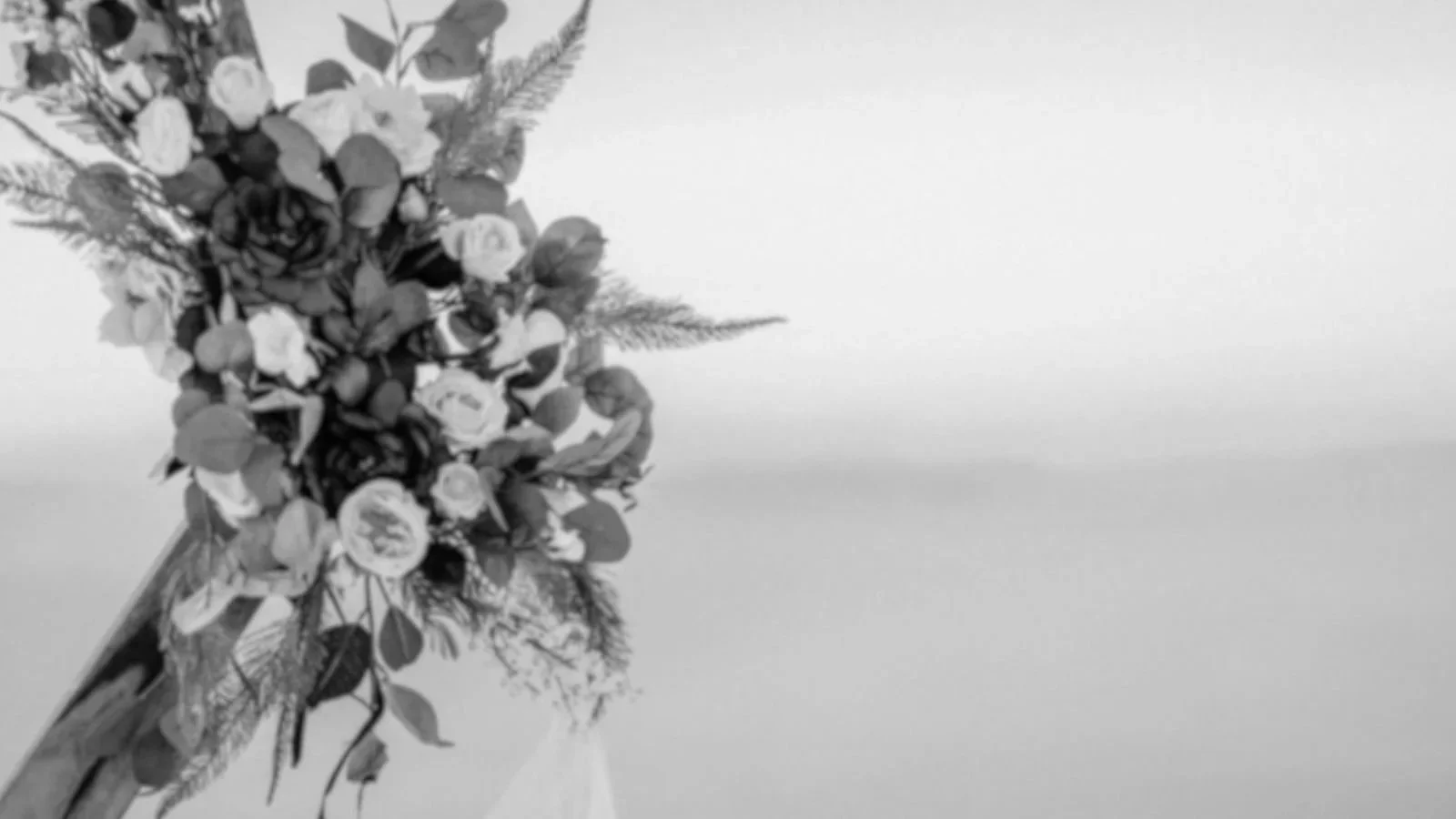 Elegant coastal floral arrangement for wedding styling on the Gold Coast by Saudade Events.