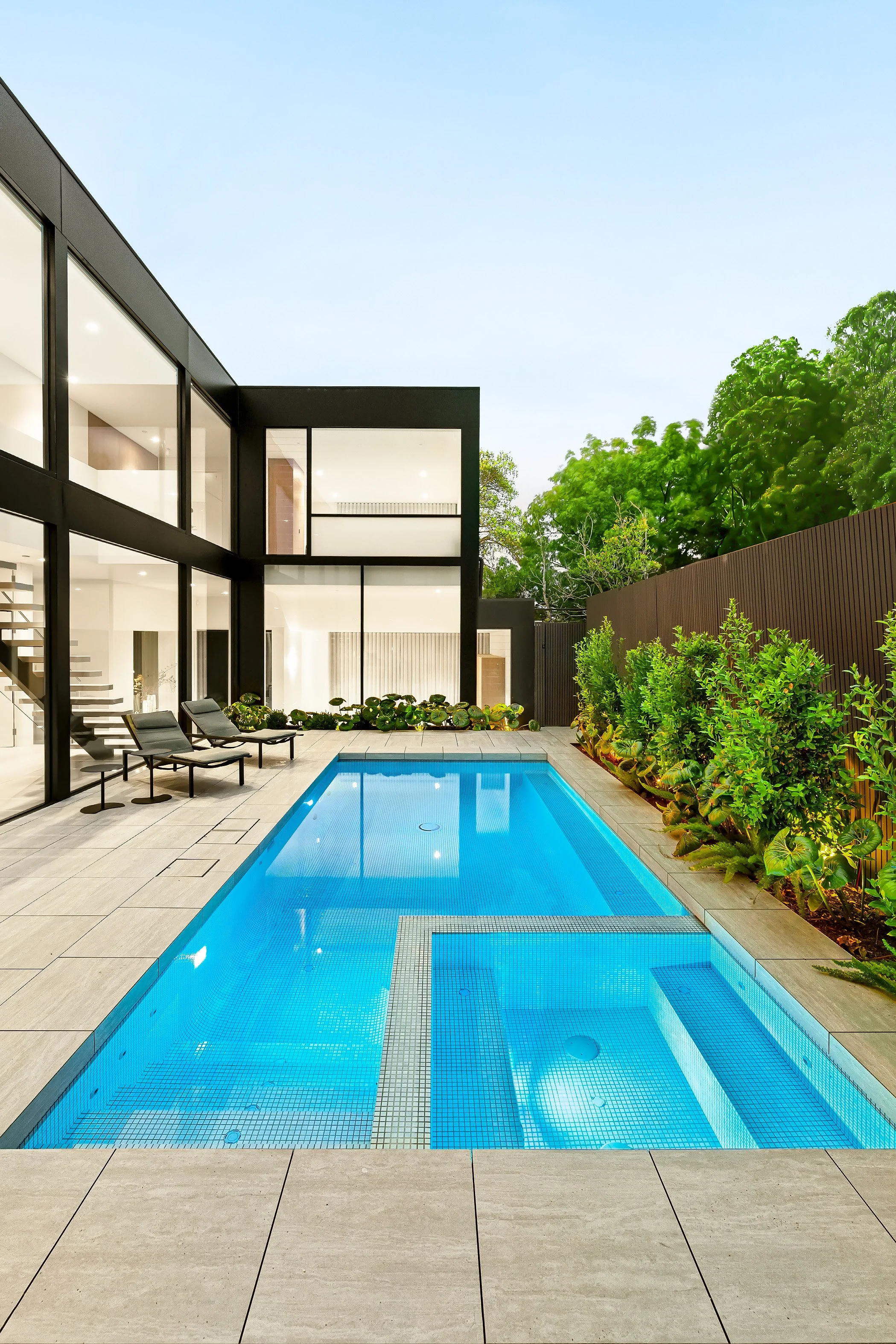 11 Coleman Ave370.jpg